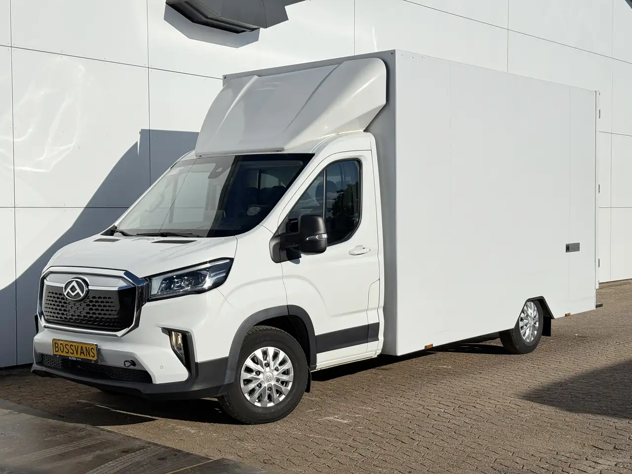 Maxus eDeliver 9