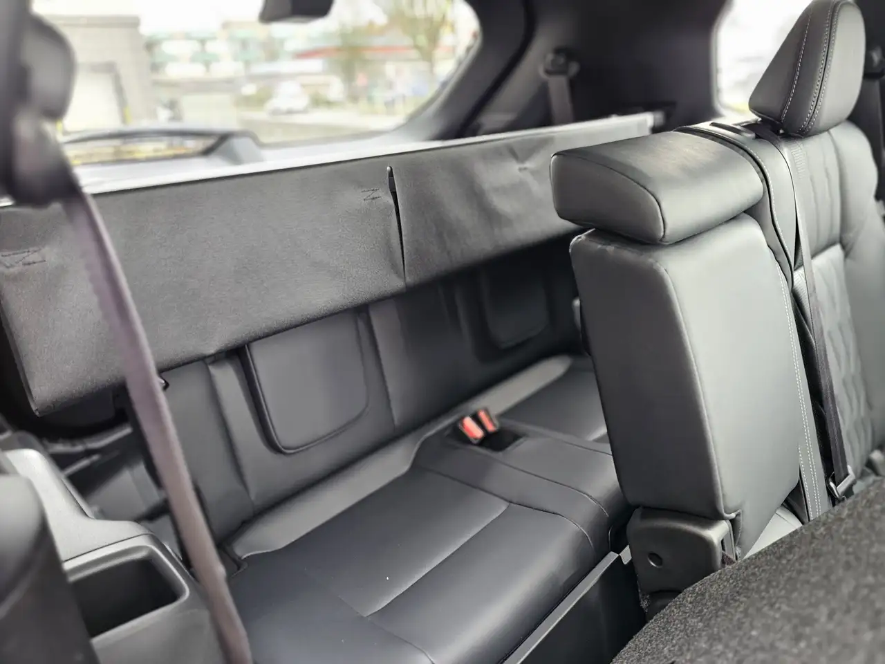 Mitsubishi Outlander снимка Mitsubishi Outlander