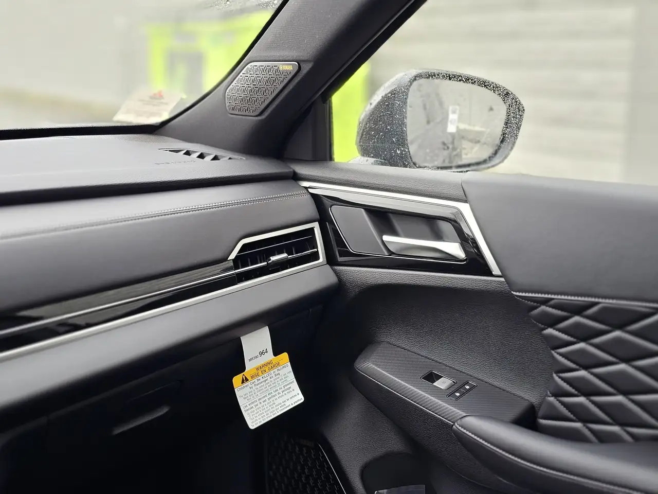 Mitsubishi Outlander снимка Mitsubishi Outlander