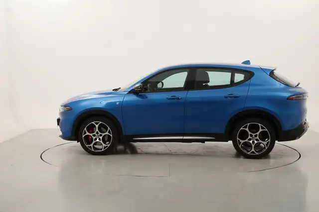 Alfa Romeo Tonale view 2