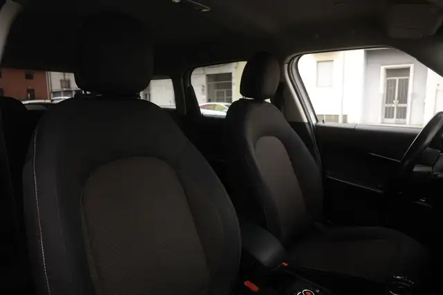 Mini Countryman view 6