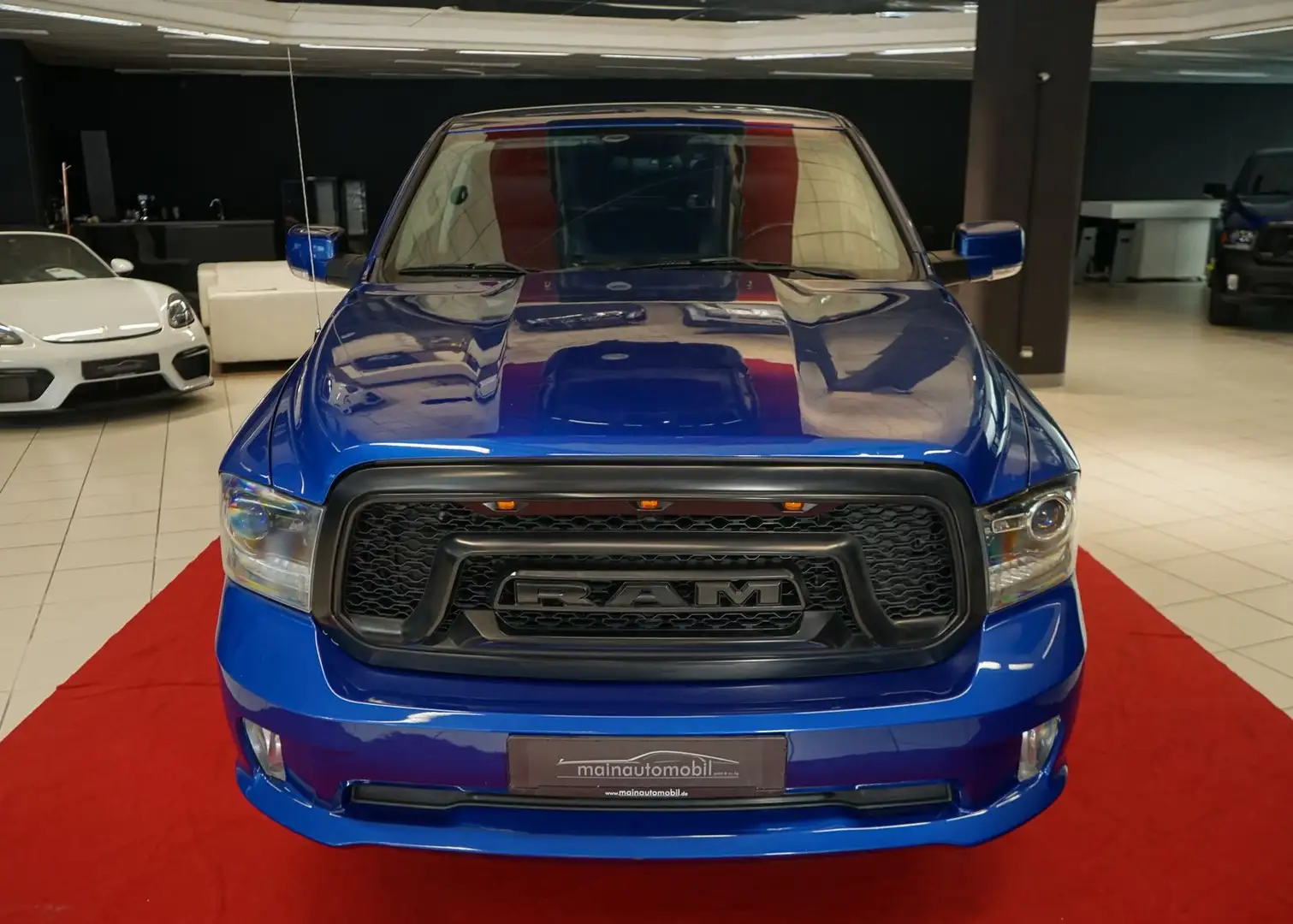 Dodge RAM 5.7l HEMI v8 PDC Keyless 4WD-Auto Tempomat Modrá - 2