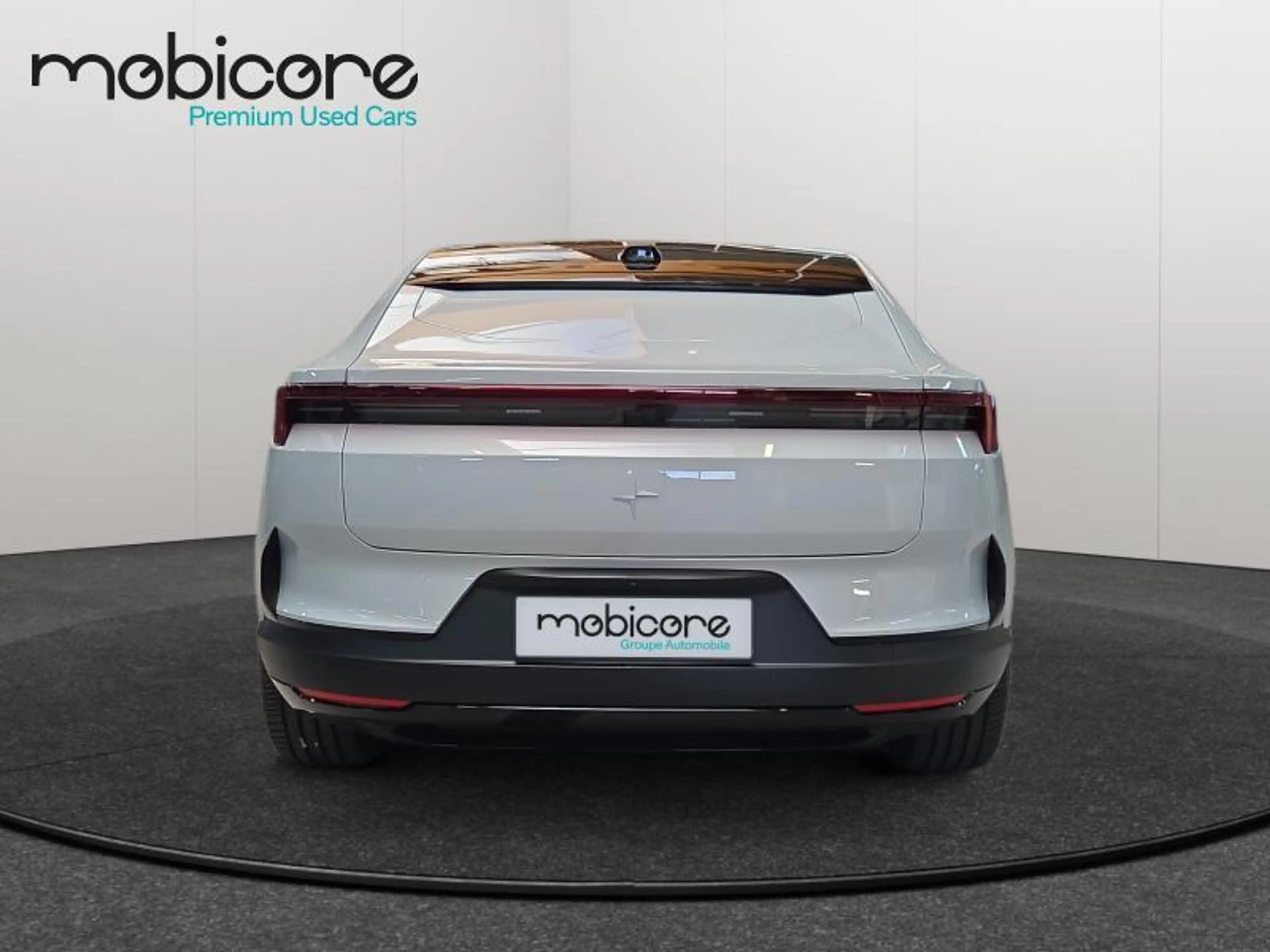 Polestar 4 Long Range Single Motor MY25 — photo 6