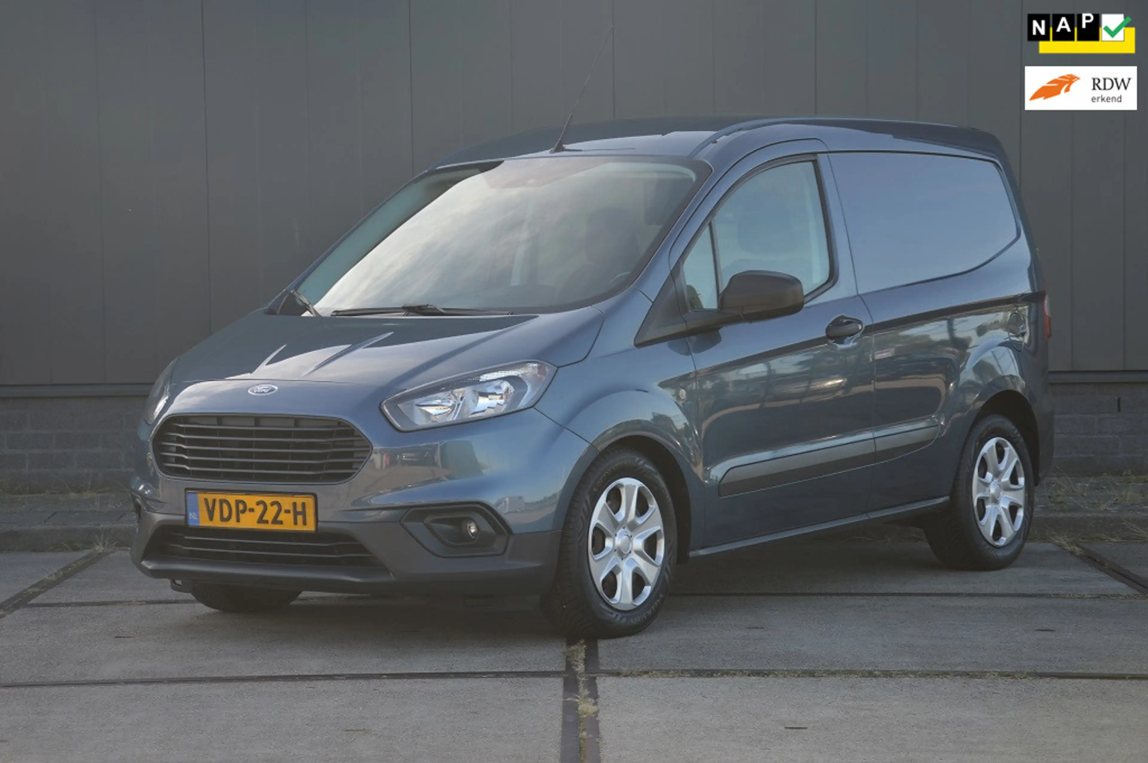 Ford Transit Courier 1.5 TDCI Euro 6 Trend Duratorq S&S Airco Schuifdeu