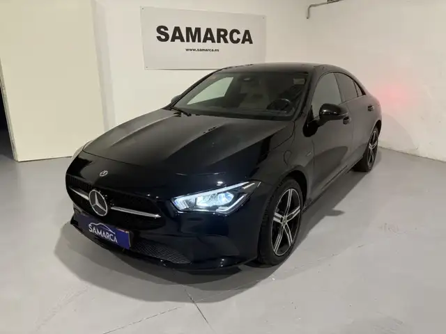 Mercedes-Benz CLA 250 250e 8G-DCT