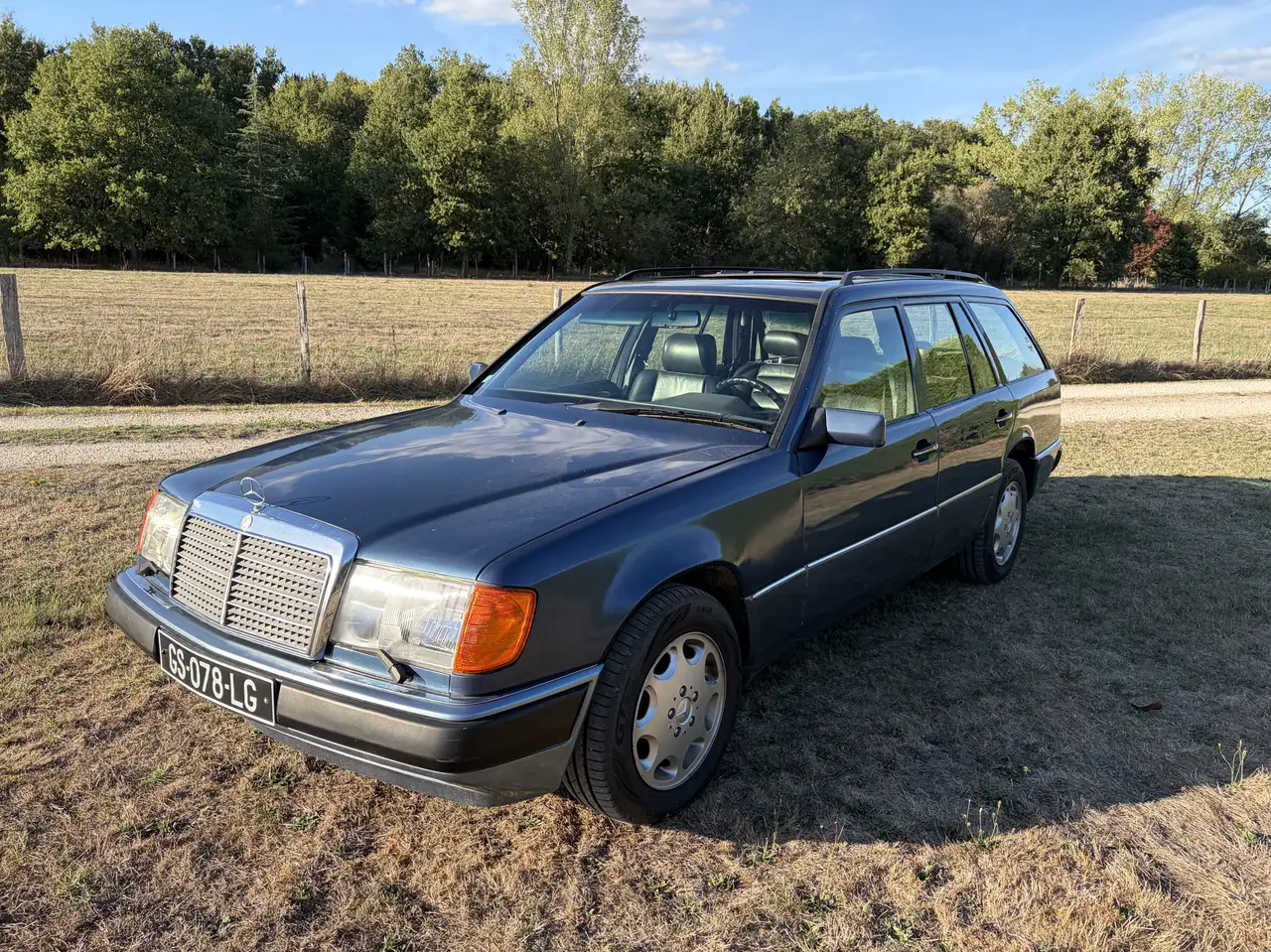 Mercedes-Benz 300 TE 4MATIC – W124 – 6 cylindres – 7 places, foto 1