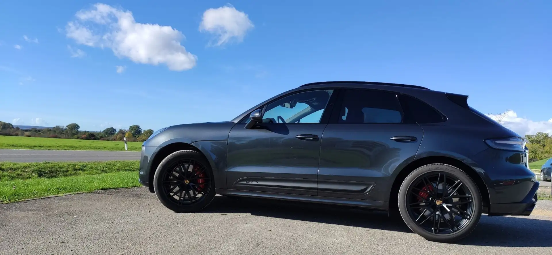 Porsche Macan GTS Grau - 2