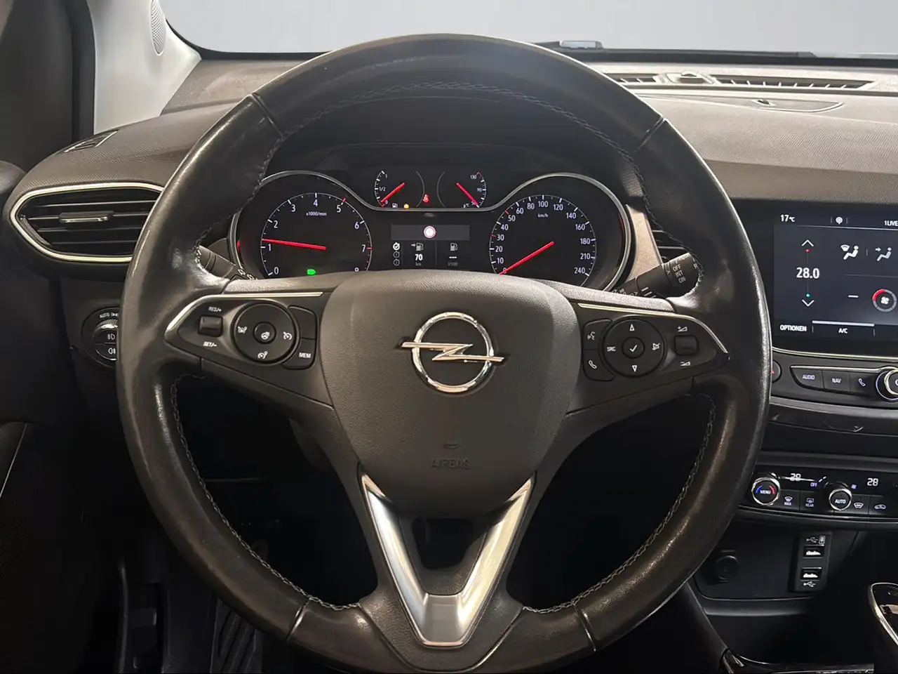 Opel Crossland X Ultimate - Kamera / Navi / hzb. Sitze & Lenkrad 11