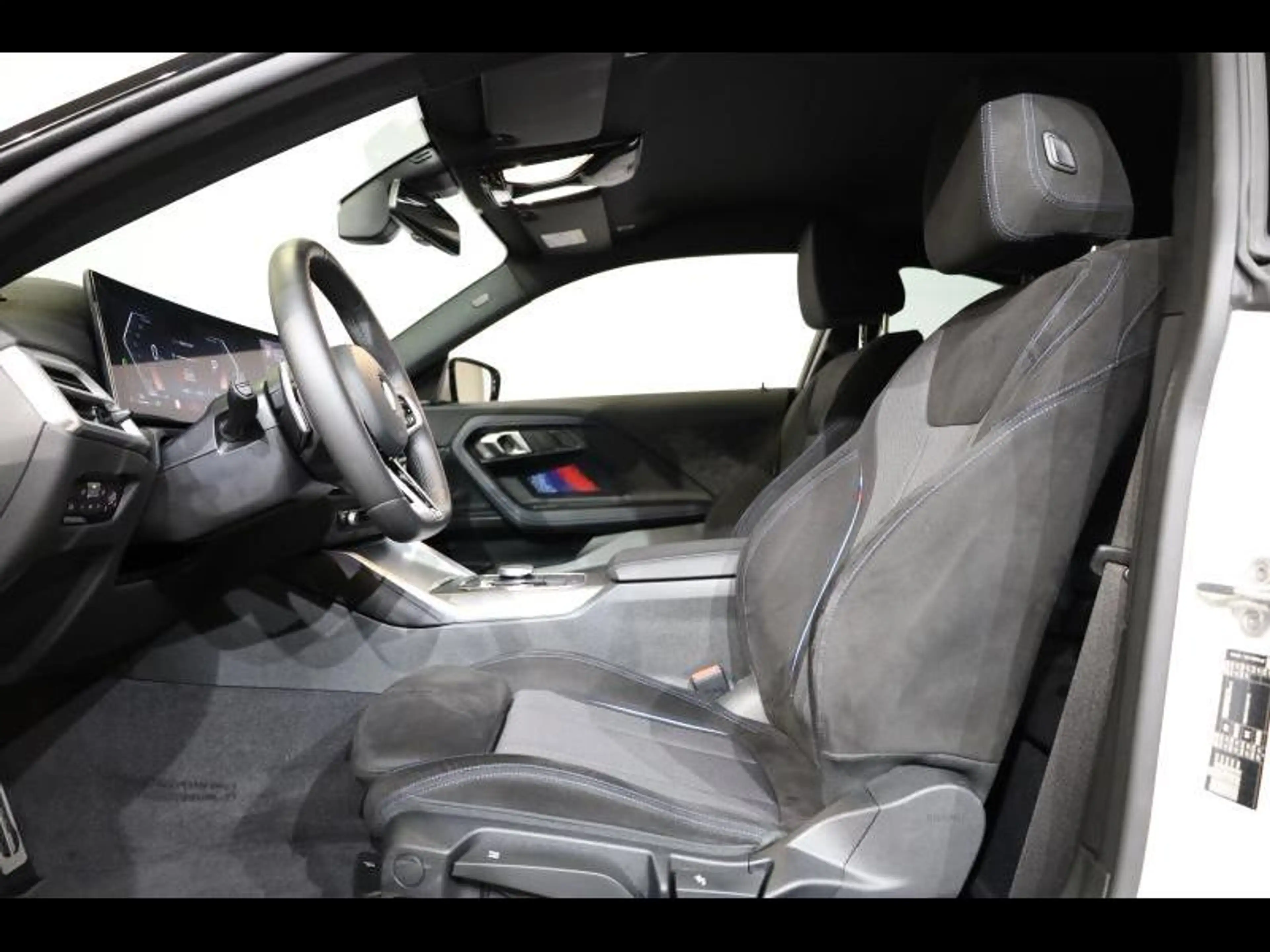 BMW 220 i Coupé Kit M Sport — photo 10