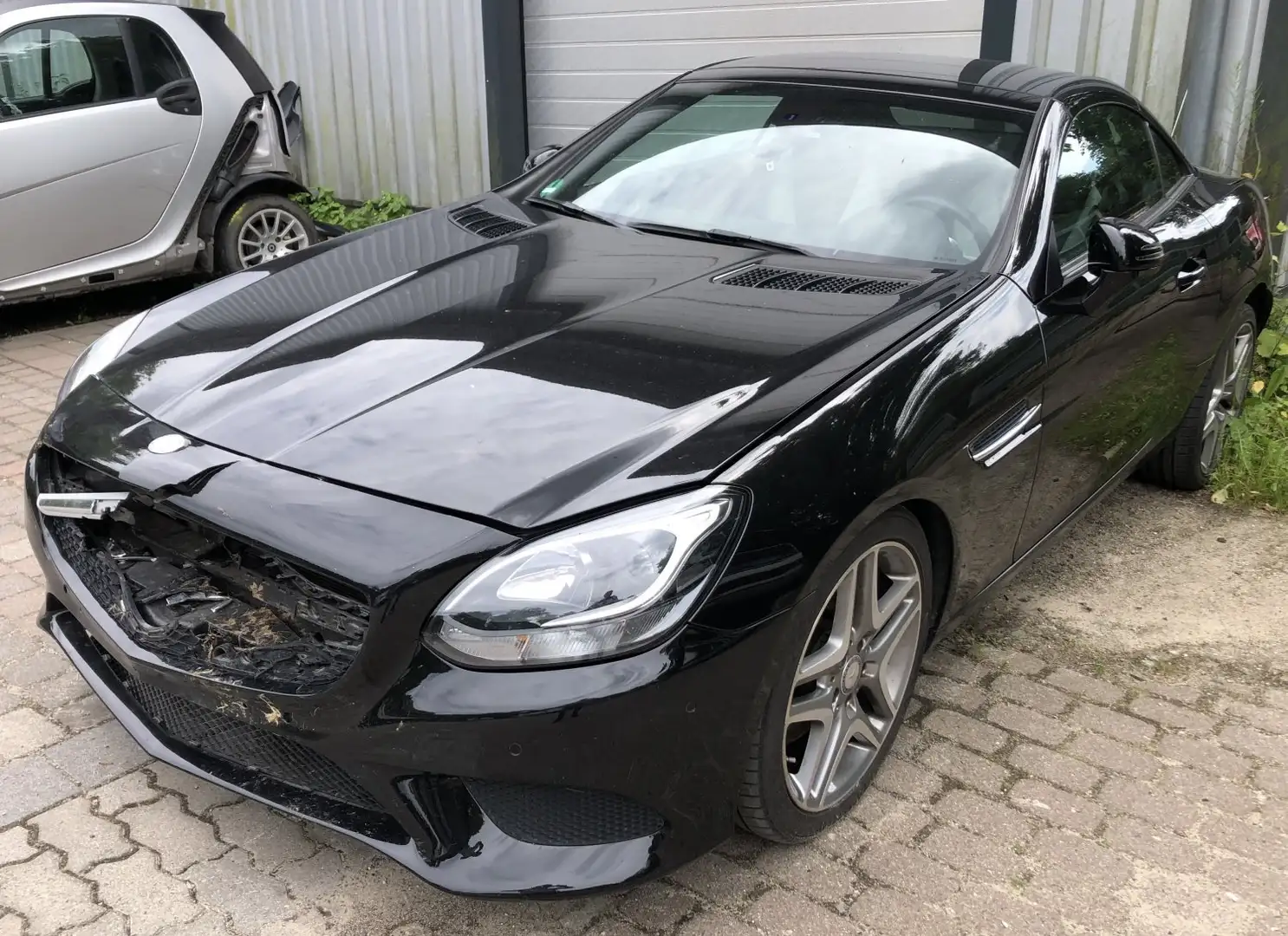 Mercedes-Benz SLC 200 Schwarz - 1