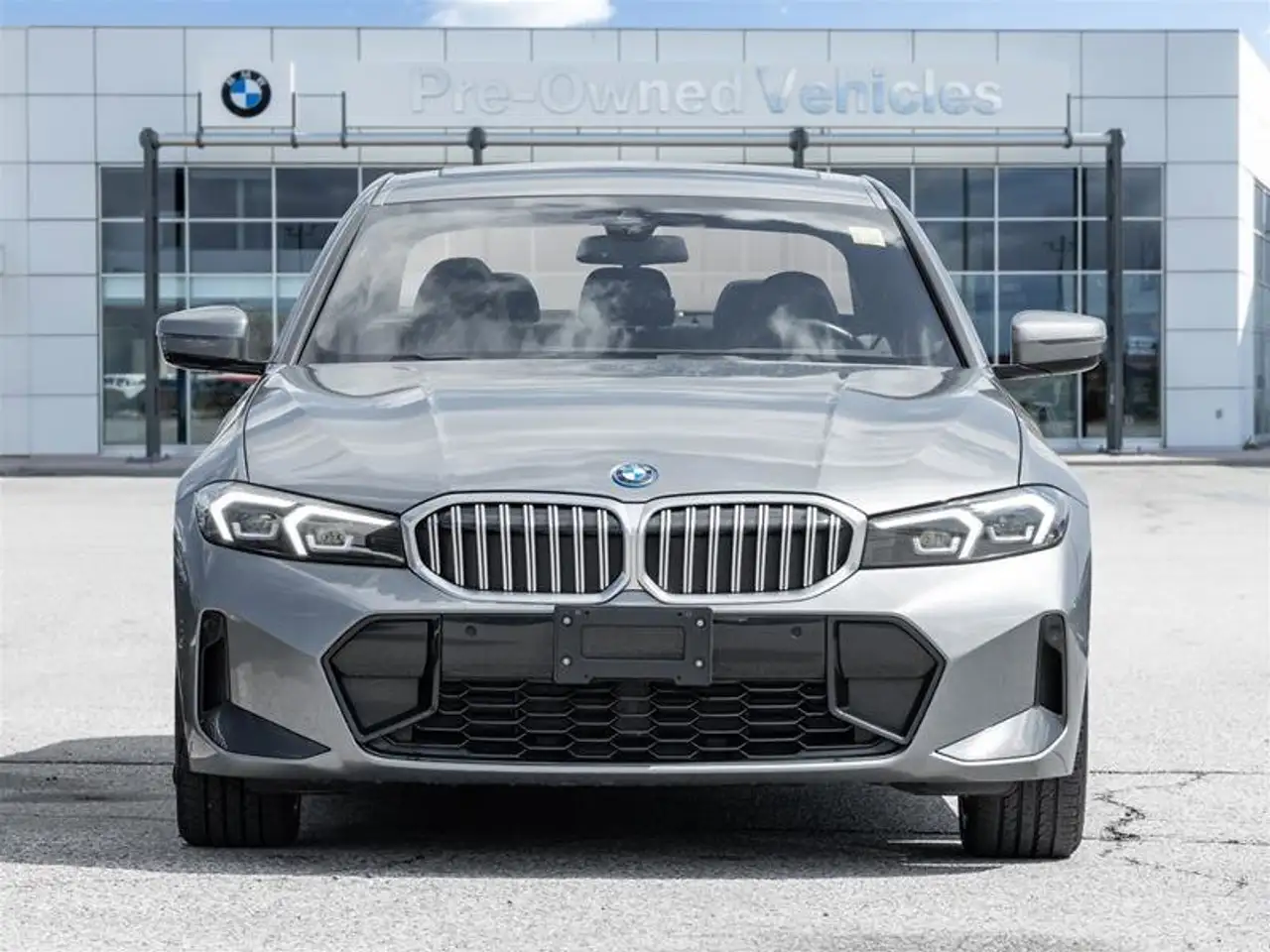 BMW 3 Series снимка BMW 3 Series