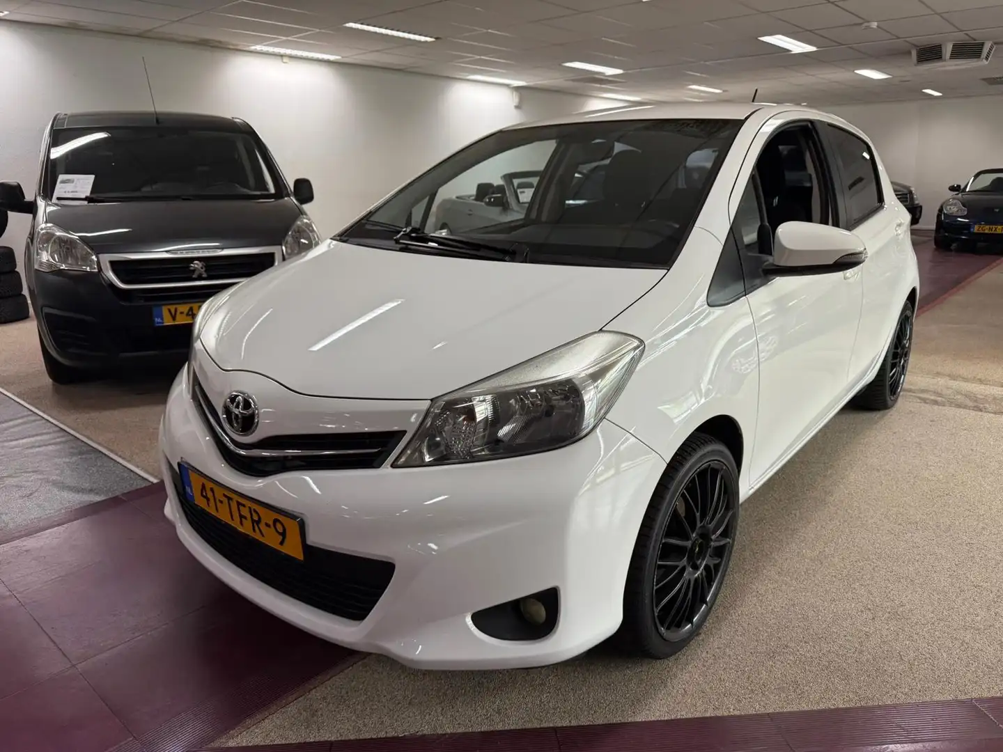Toyota Yaris 1.0 VVT-i Aspiration NAVI/CAMERA CLIMA ORIG.NL & T Blanc - 1