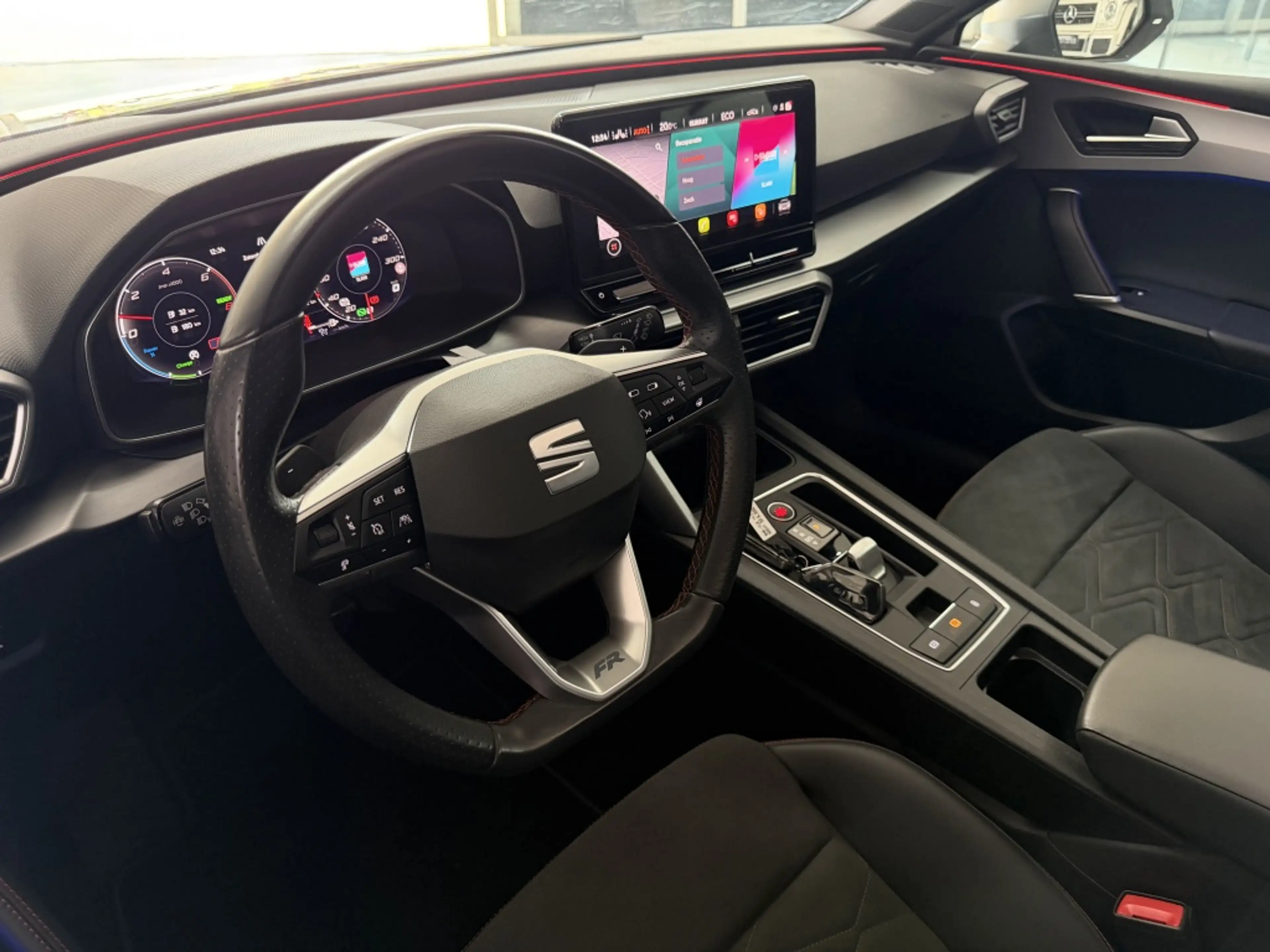 SEAT Leon e-Hybrid 1.4 TSI FR 204PK 2021 PANO ACC LANE SFEER — photo 11