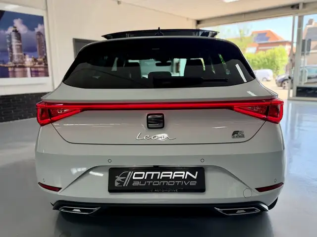 Seat Leon view 6