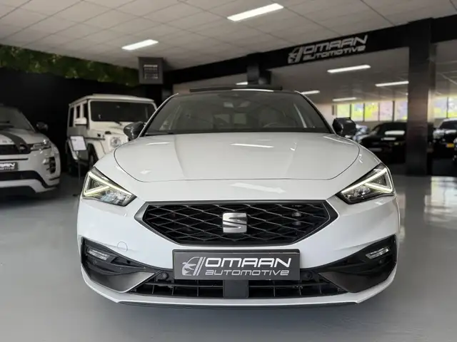 Seat Leon view 4