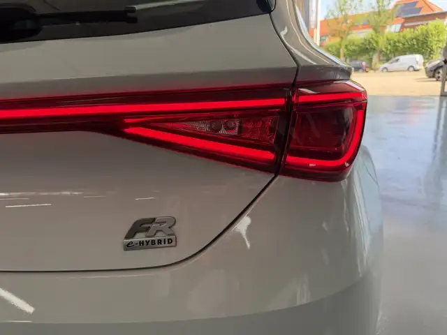 Seat Leon view 9