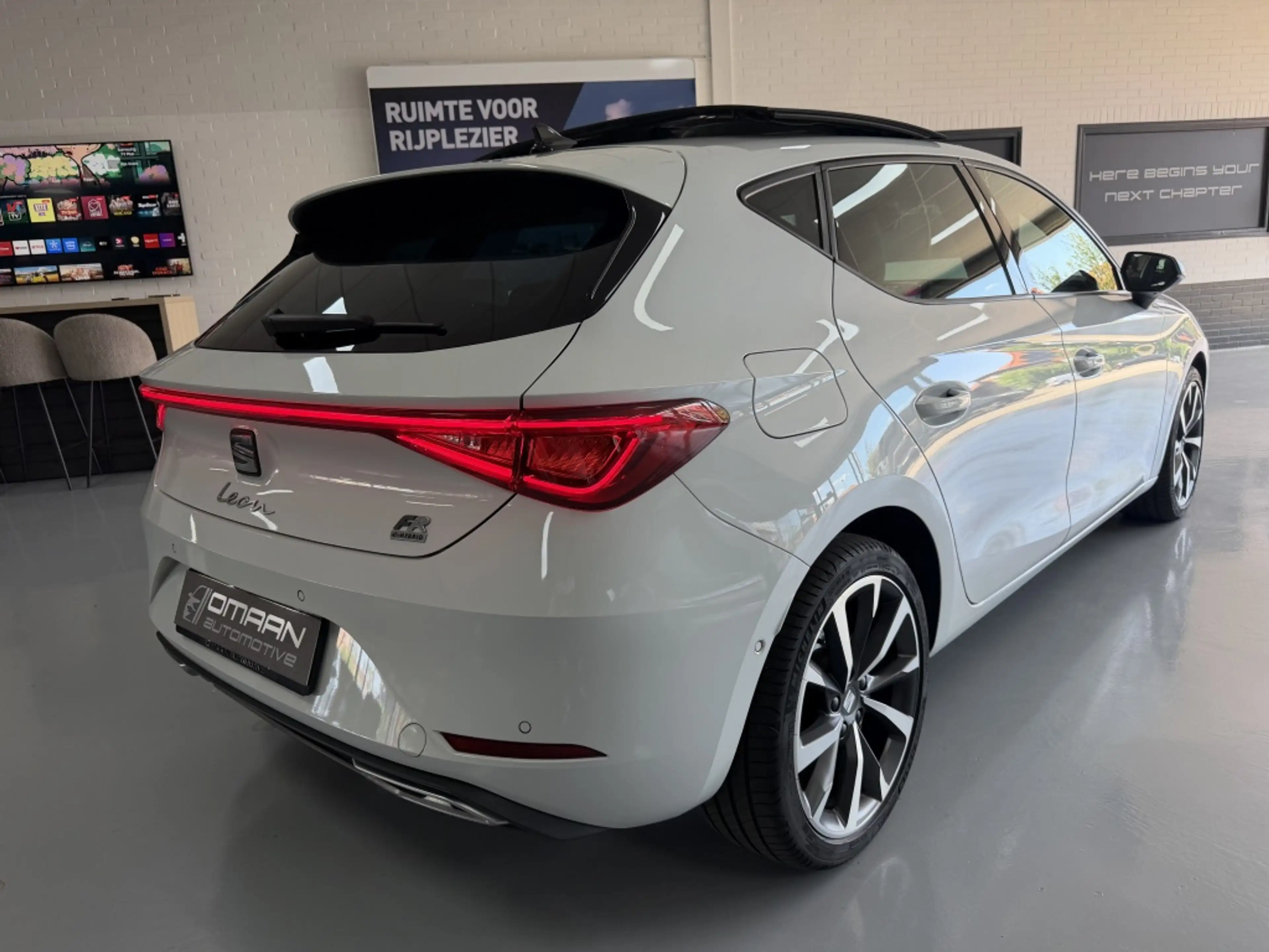 SEAT Leon e-Hybrid 1.4 TSI FR 204PK 2021 PANO ACC LANE SFEER — photo 3