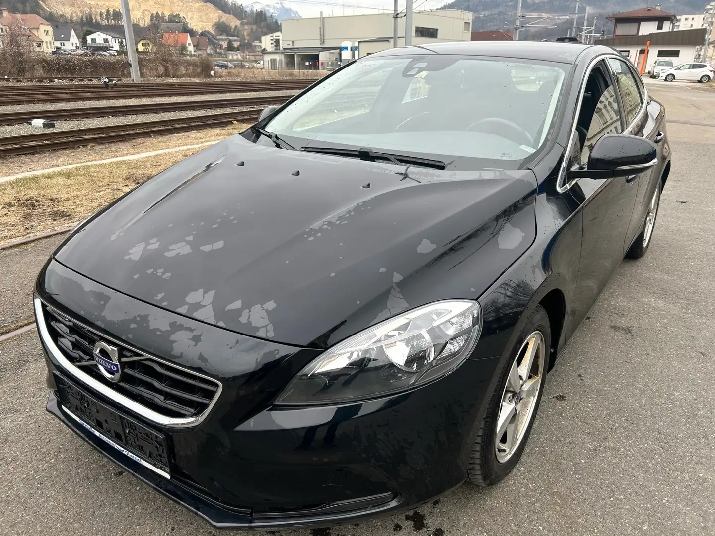 Volvo V40 D3 Kinetic R-Design,——-Motorschaden——- - 1