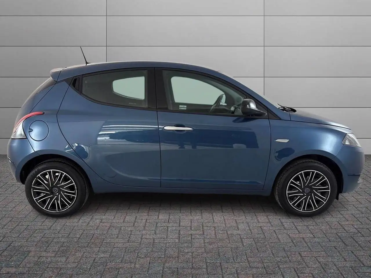Lancia Ypsilon 2023