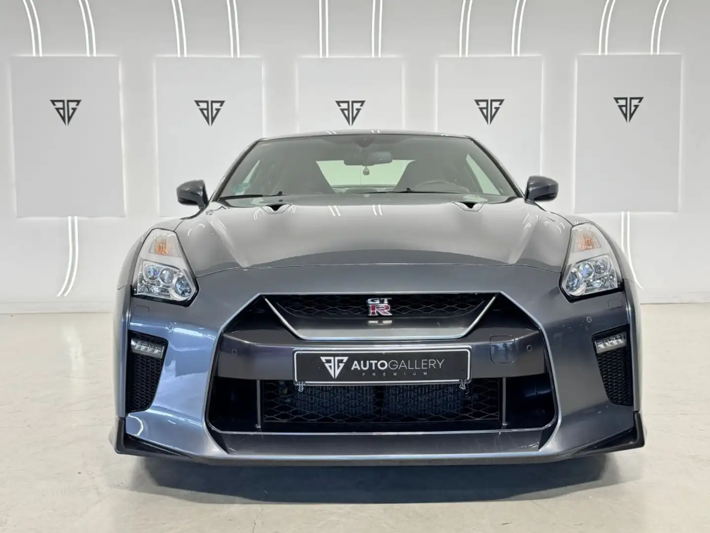 Nissan GT-R 3.8 V6 570 Black Edition Aut. Gris - 2