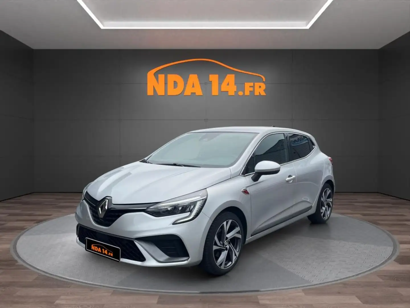 Renault Clio 1.3 Tce - 140 V BERLINE Line PHASE 1 Gris - 1