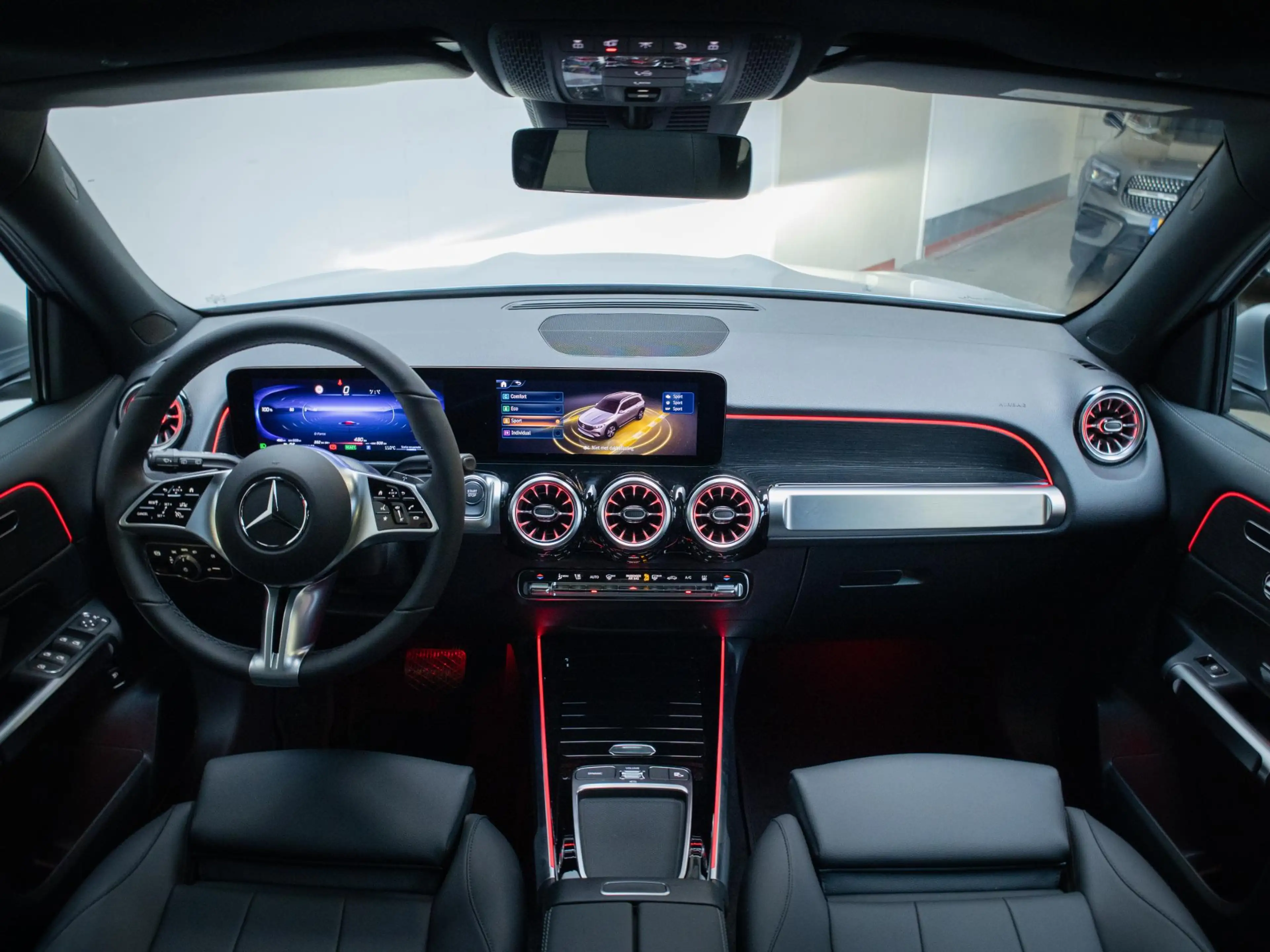Mercedes-Benz EQB 250 250+ Business Solution Luxury 71 kWh |Panorama dak — photo 3
