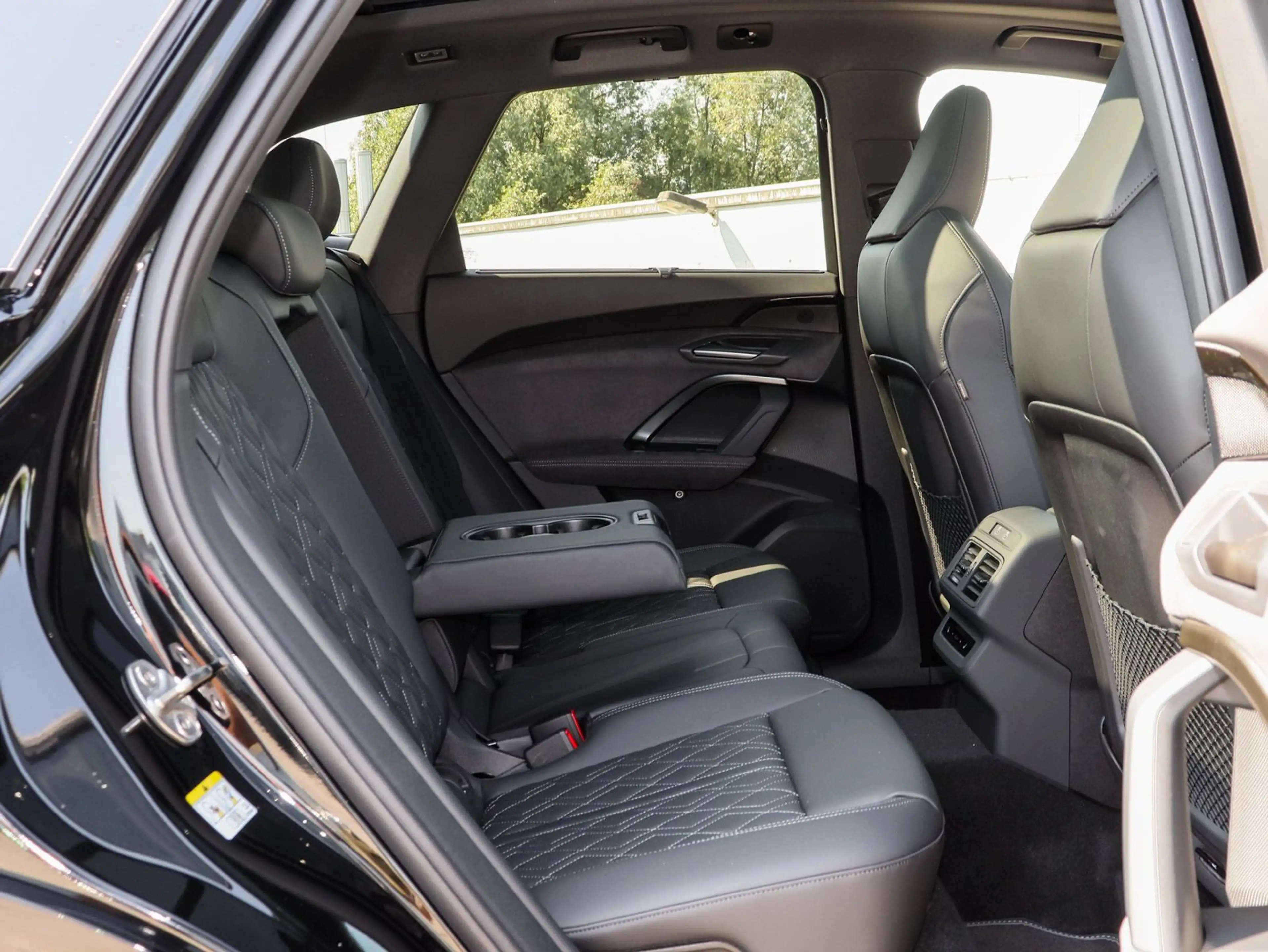 Audi Q5 TDI quattro 150 kW S tronic S line Pano Stand — photo 11