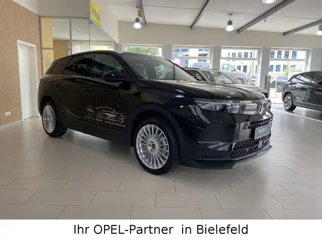 Opel Grandland view 3