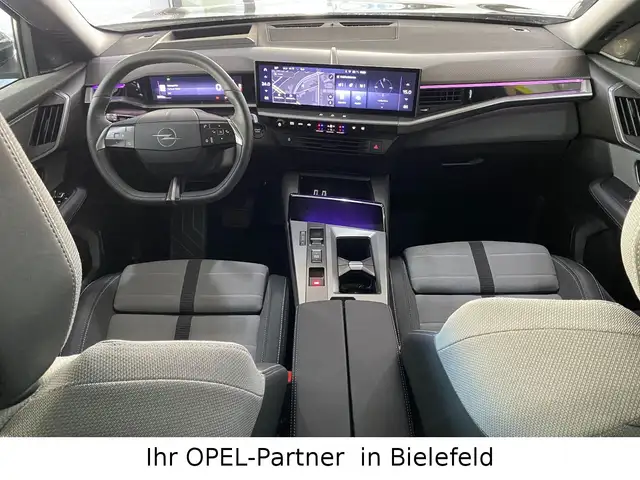 Opel Grandland view 12