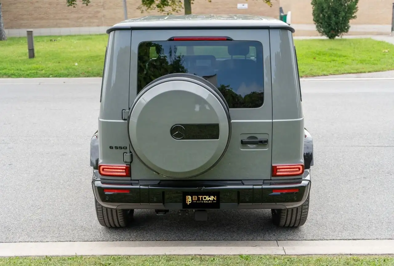 Mercedes-Benz G-Class снимка Mercedes-Benz G-Class