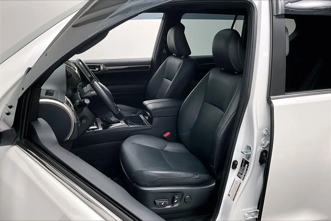 Lexus GX снимка Lexus GX