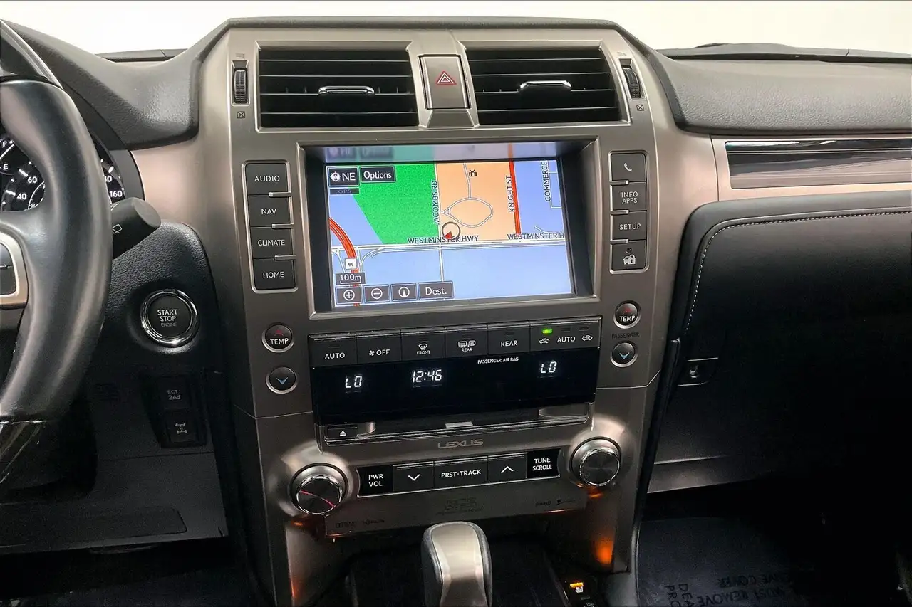 Lexus GX снимка Lexus GX