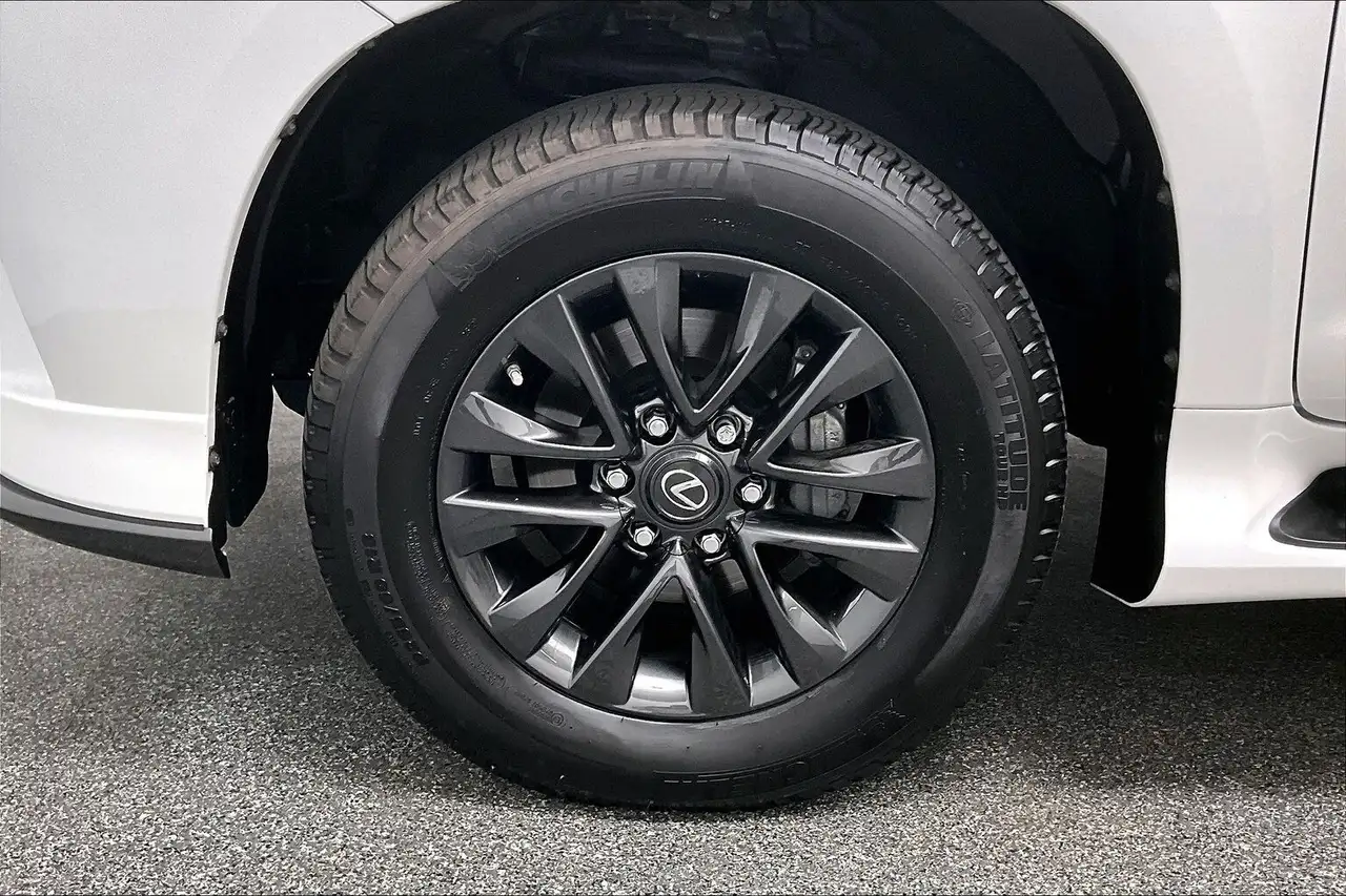 Lexus GX снимка Lexus GX