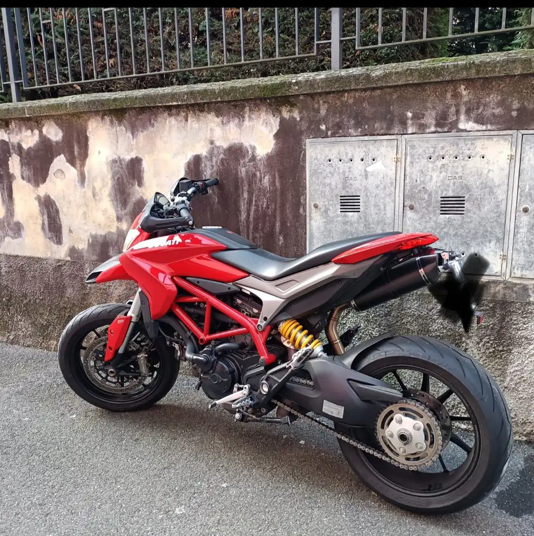 Ducati Hypermotard 821 Roşu - 1