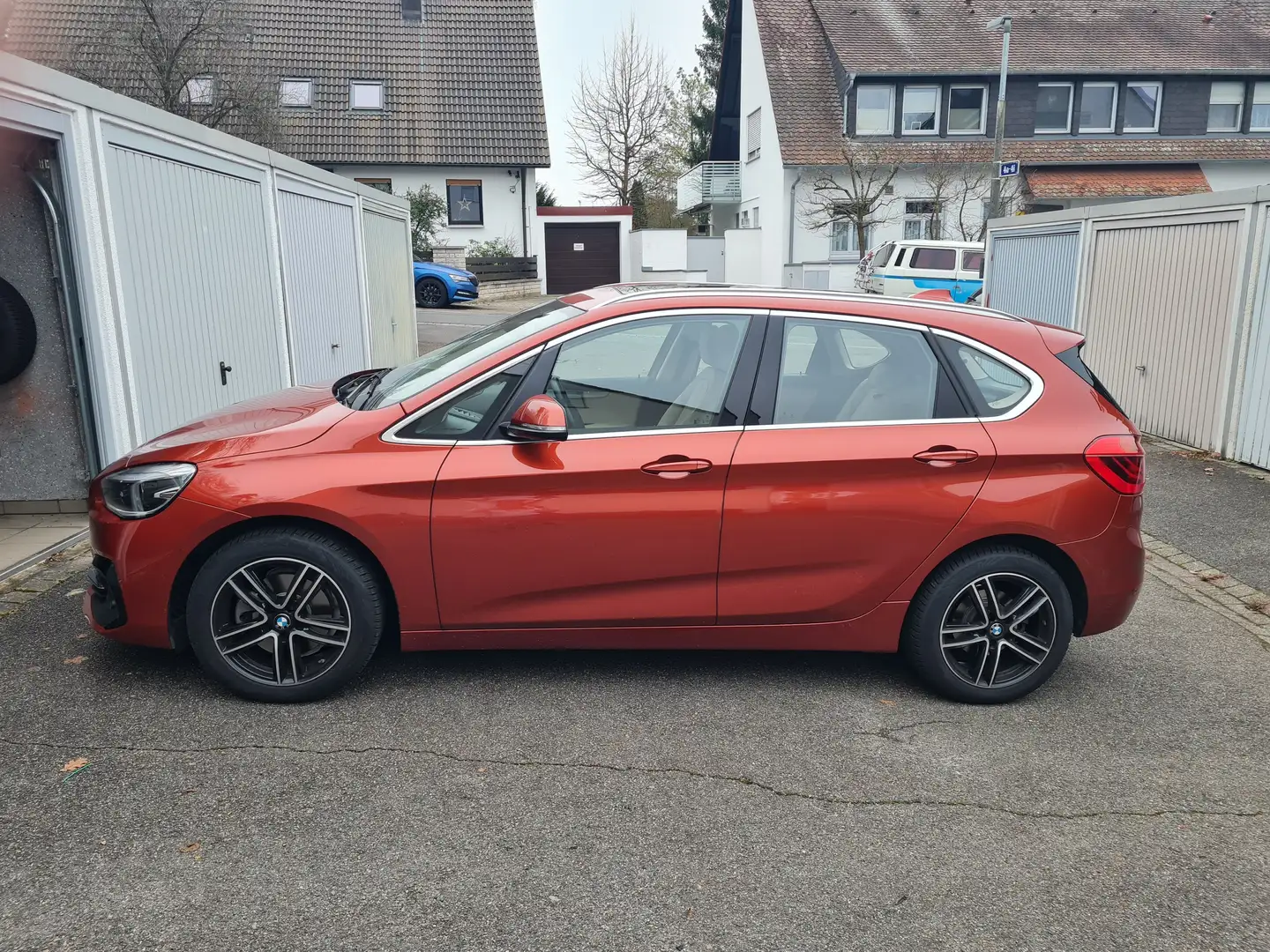 BMW 220 220i Active Tourer Aut. Luxury Line Orange - 1