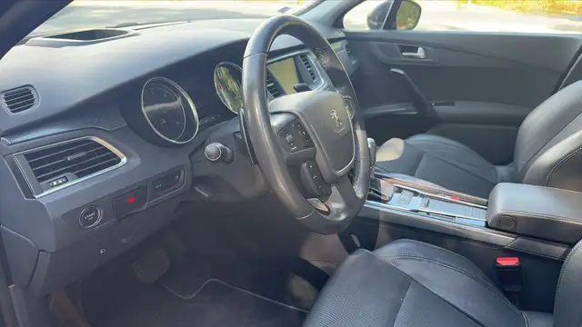 Peugeot 508 view 8