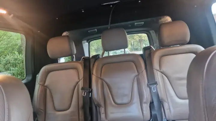 Mercedes-Benz V 5-seats + separated cargo – Foto 9