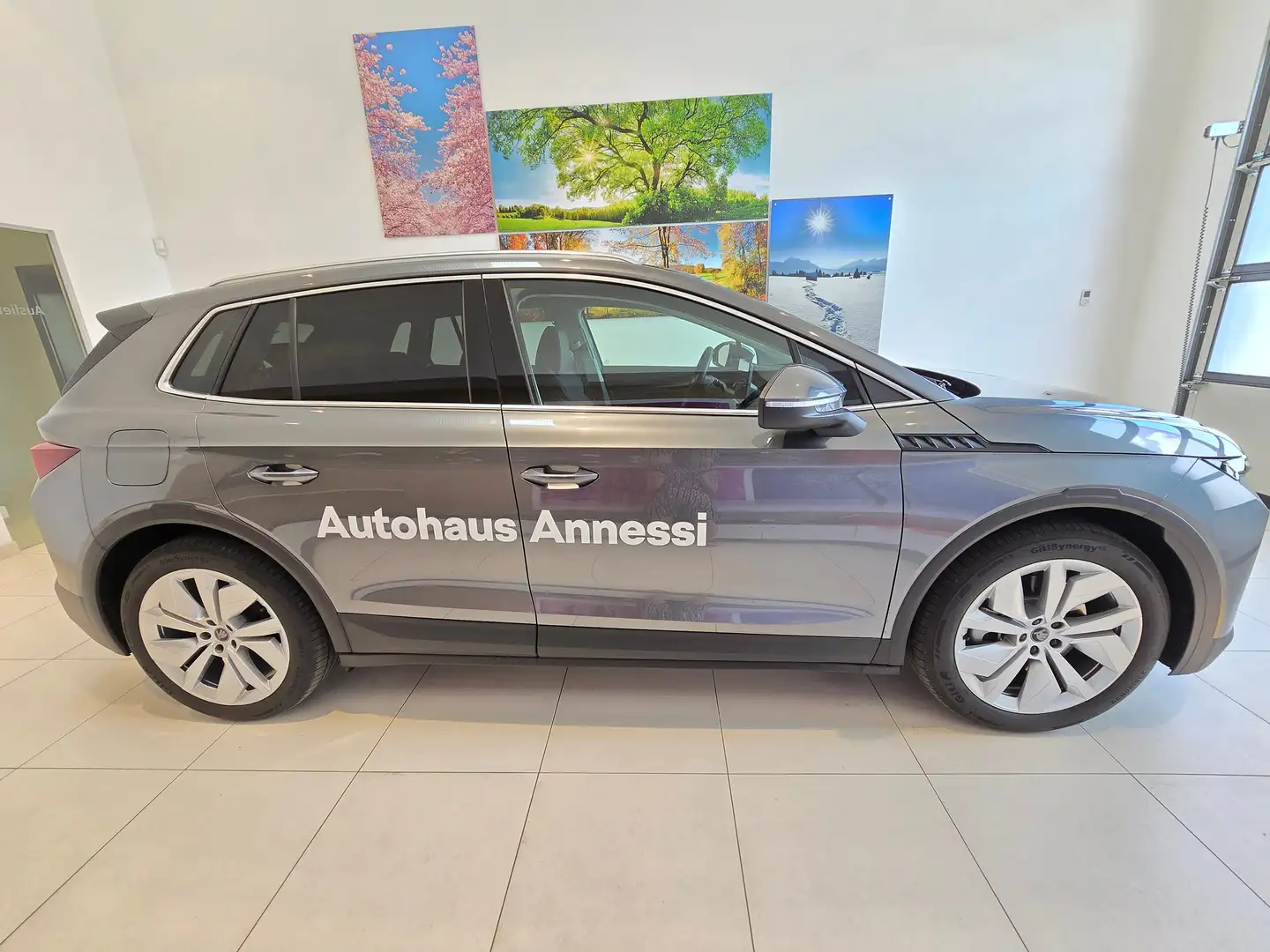 Skoda Elroq 85 Loft Grau - 2