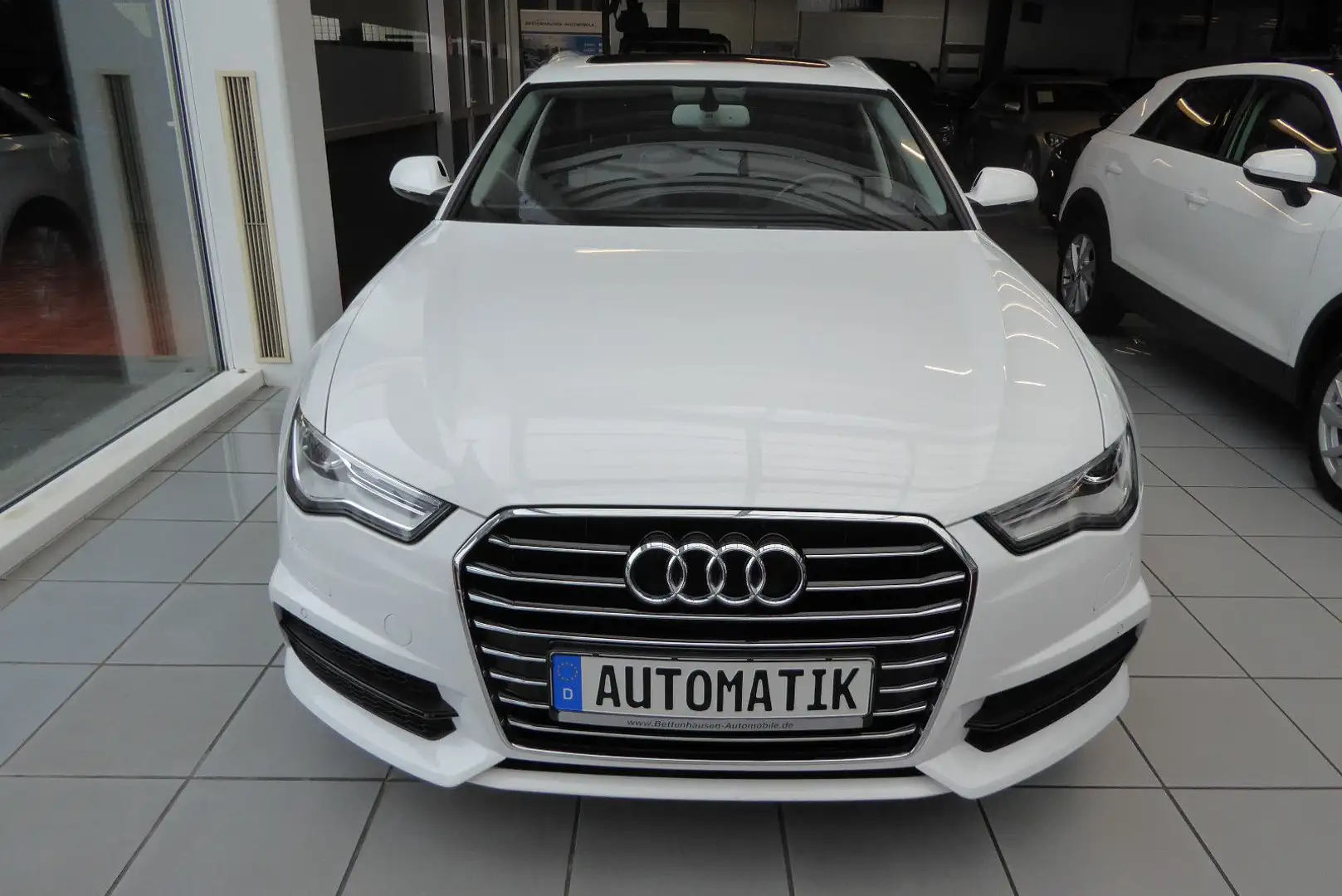 Audi A6 Avant 2.0 TDI ultra Automatik Pano-SD Blanc - 2