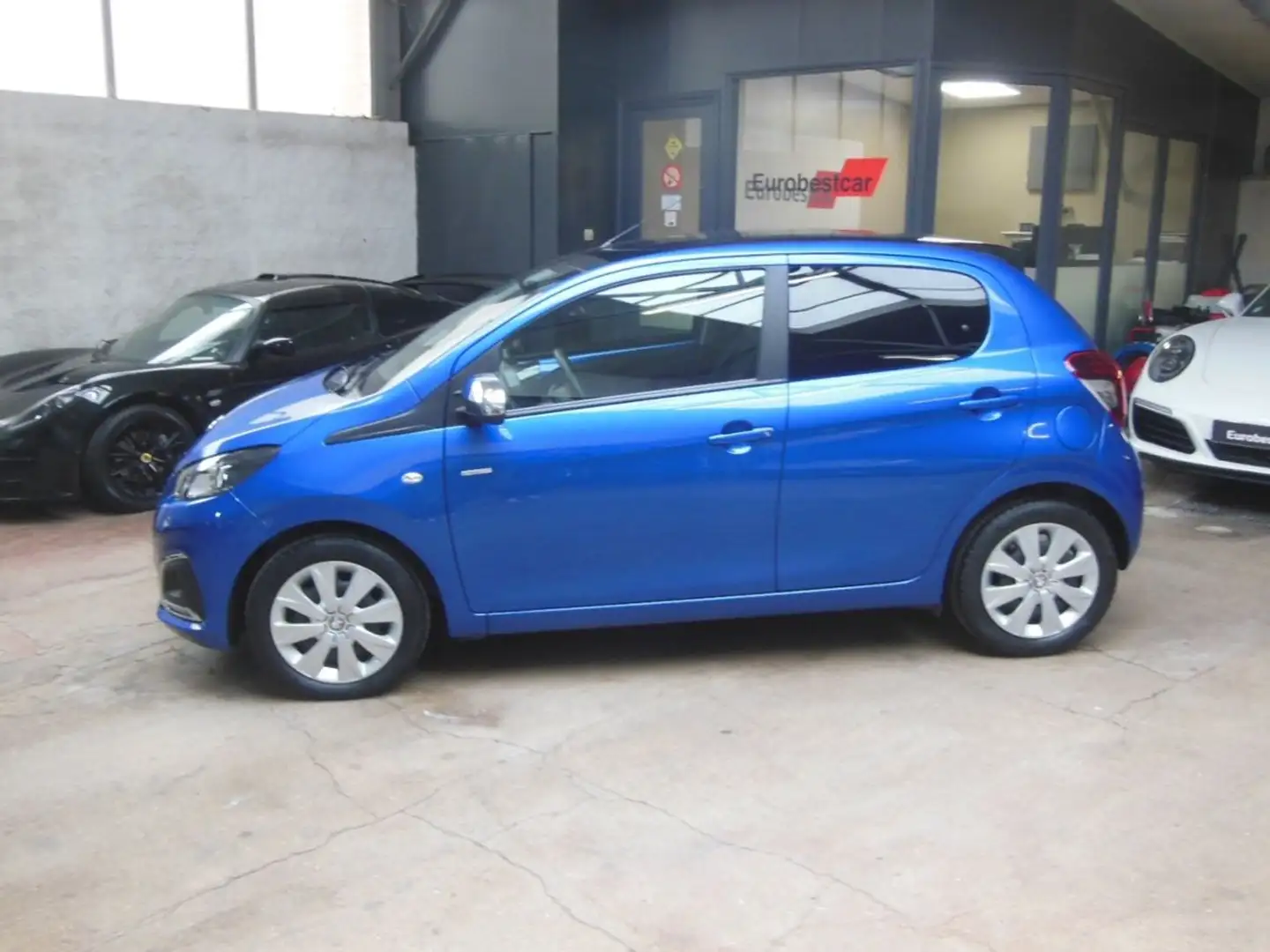Peugeot 108 VTI 72 STYLE 5P Bleu - 2