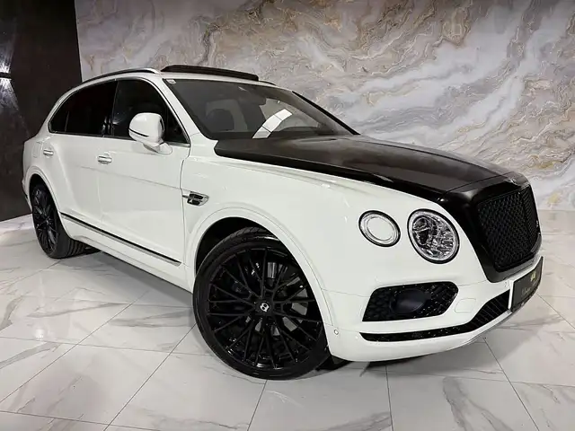 Bentley Bentayga First Edition W12 6,0 * AKRAPOVIC TITAN * MULLI...