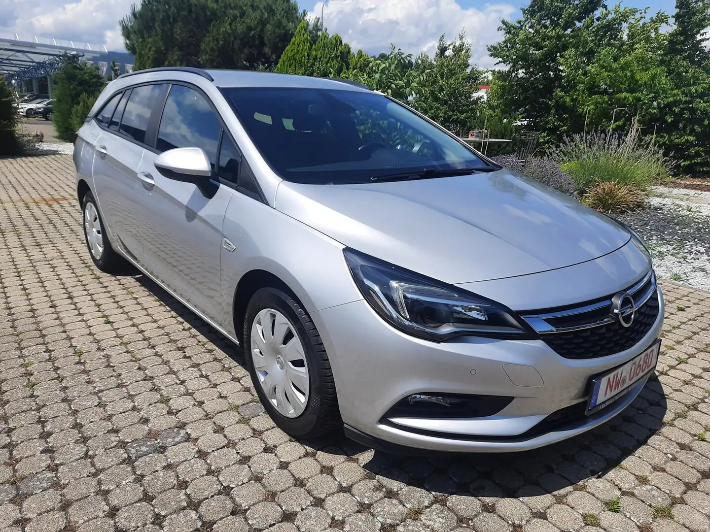 Opel Astra Business, 2.Hd, TÜV neu, Klima, Navi, SHZ, PDC Plateado - 2