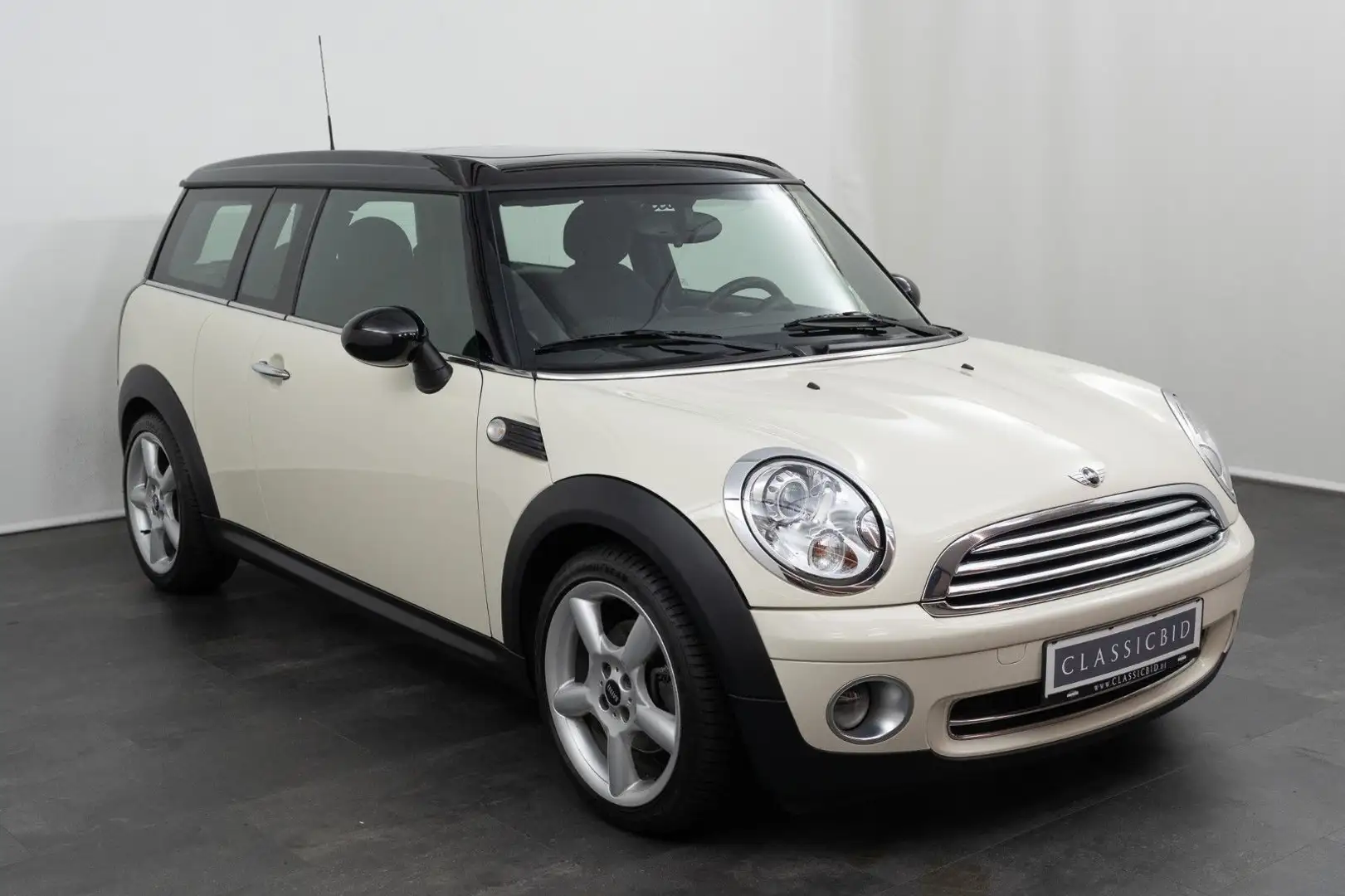 MINI Cooper Clubman Bílá - 2