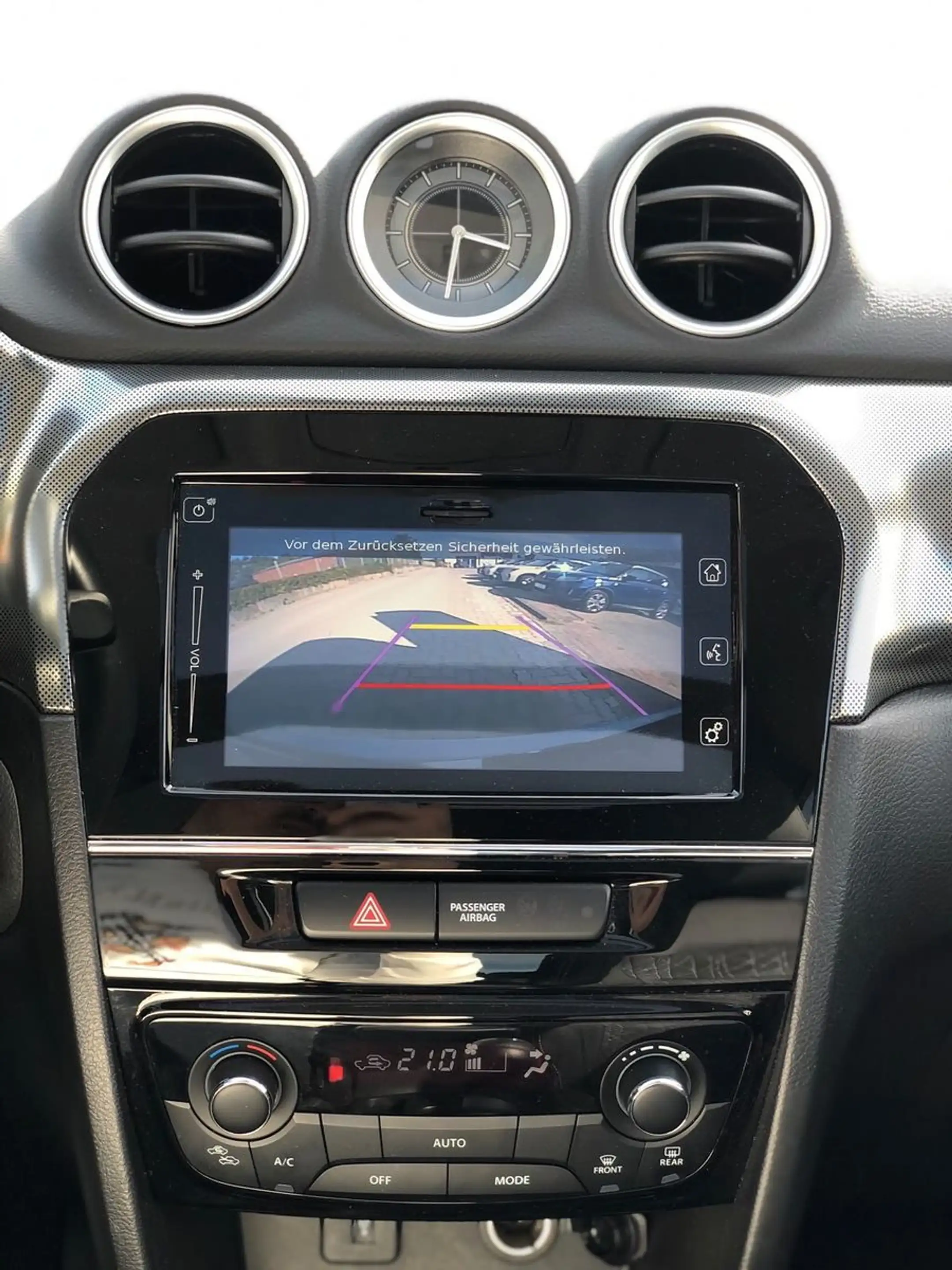 Suzuki Vitara VITARA 1.4 BOOSTERJET HYBRID COMFORT+ 4x4 — photo 14