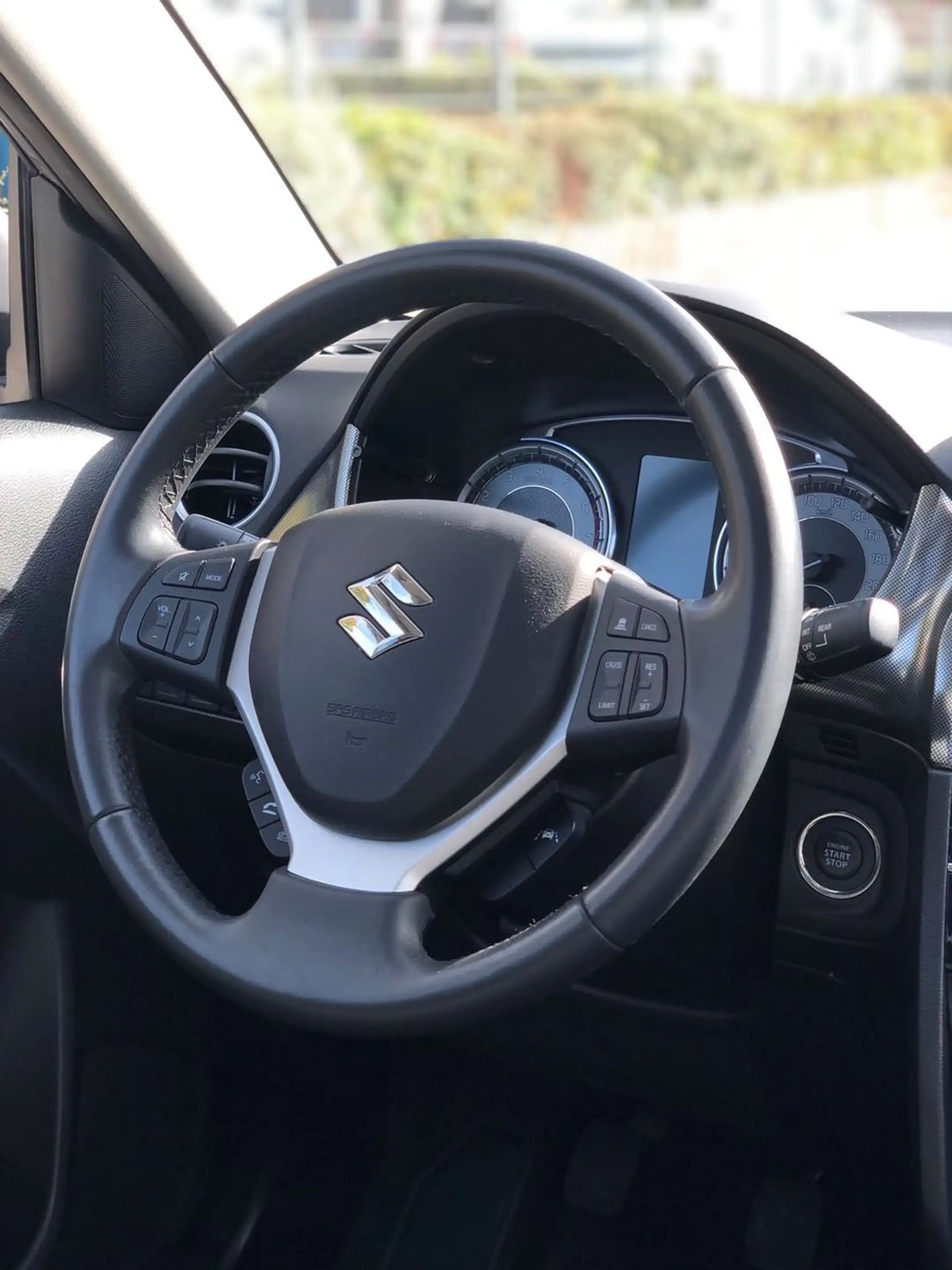 Suzuki Vitara VITARA 1.4 BOOSTERJET HYBRID COMFORT+ 4x4 — photo 12