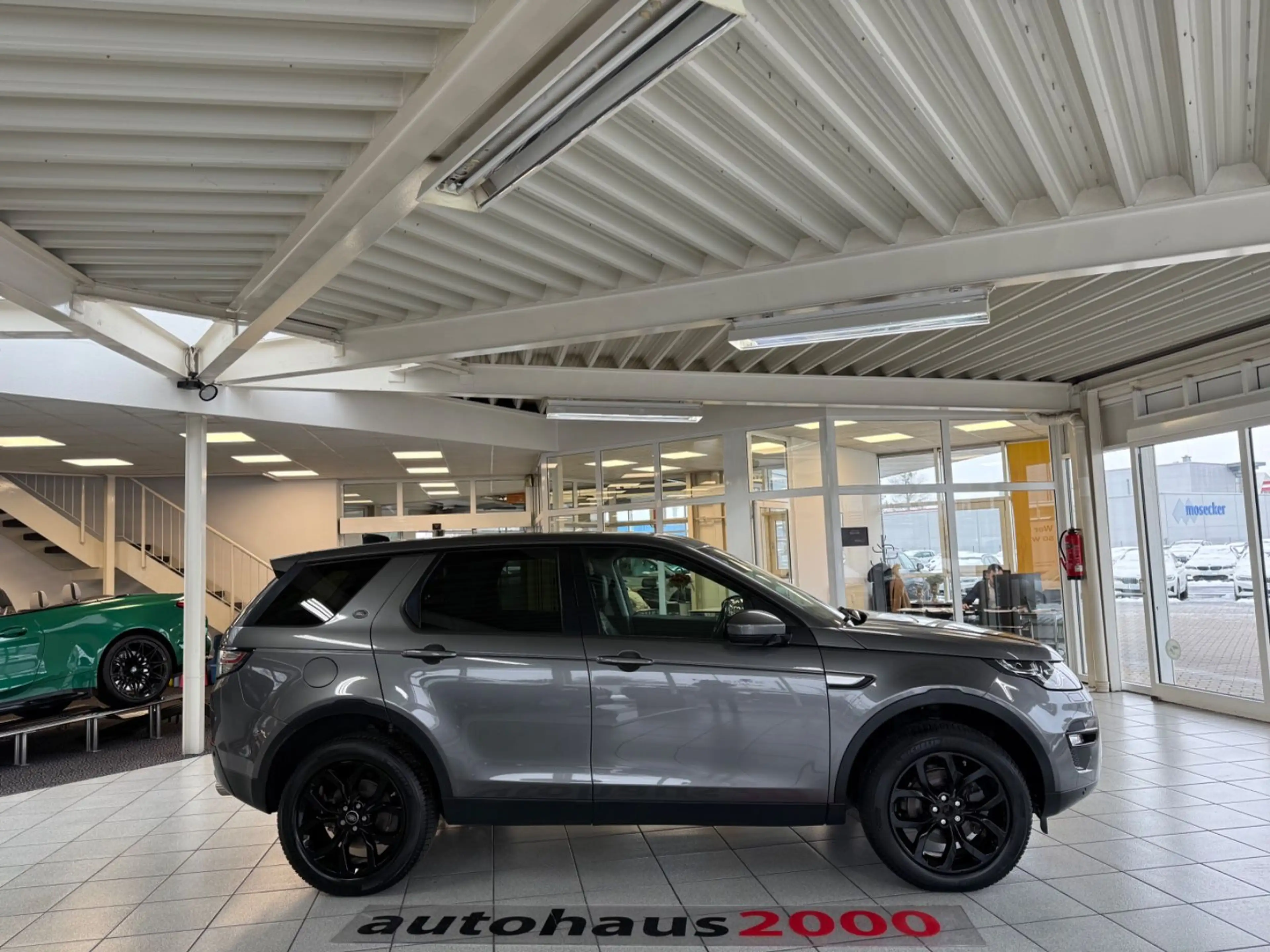 Land Rover Discovery Sport HSE AUT./NAVI/BT/PDC/PANO. — photo 2