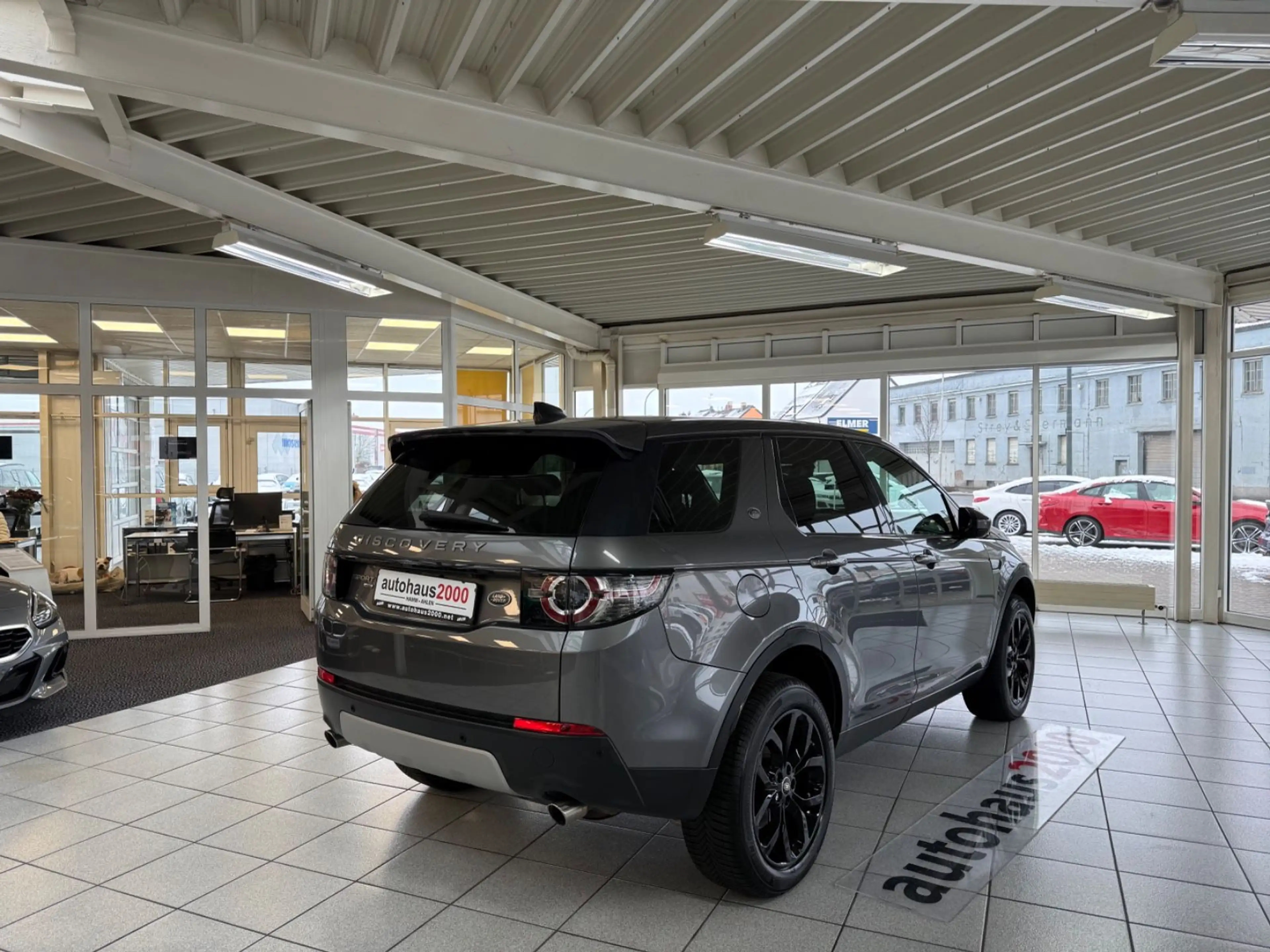 Land Rover Discovery Sport HSE AUT./NAVI/BT/PDC/PANO. — photo 3