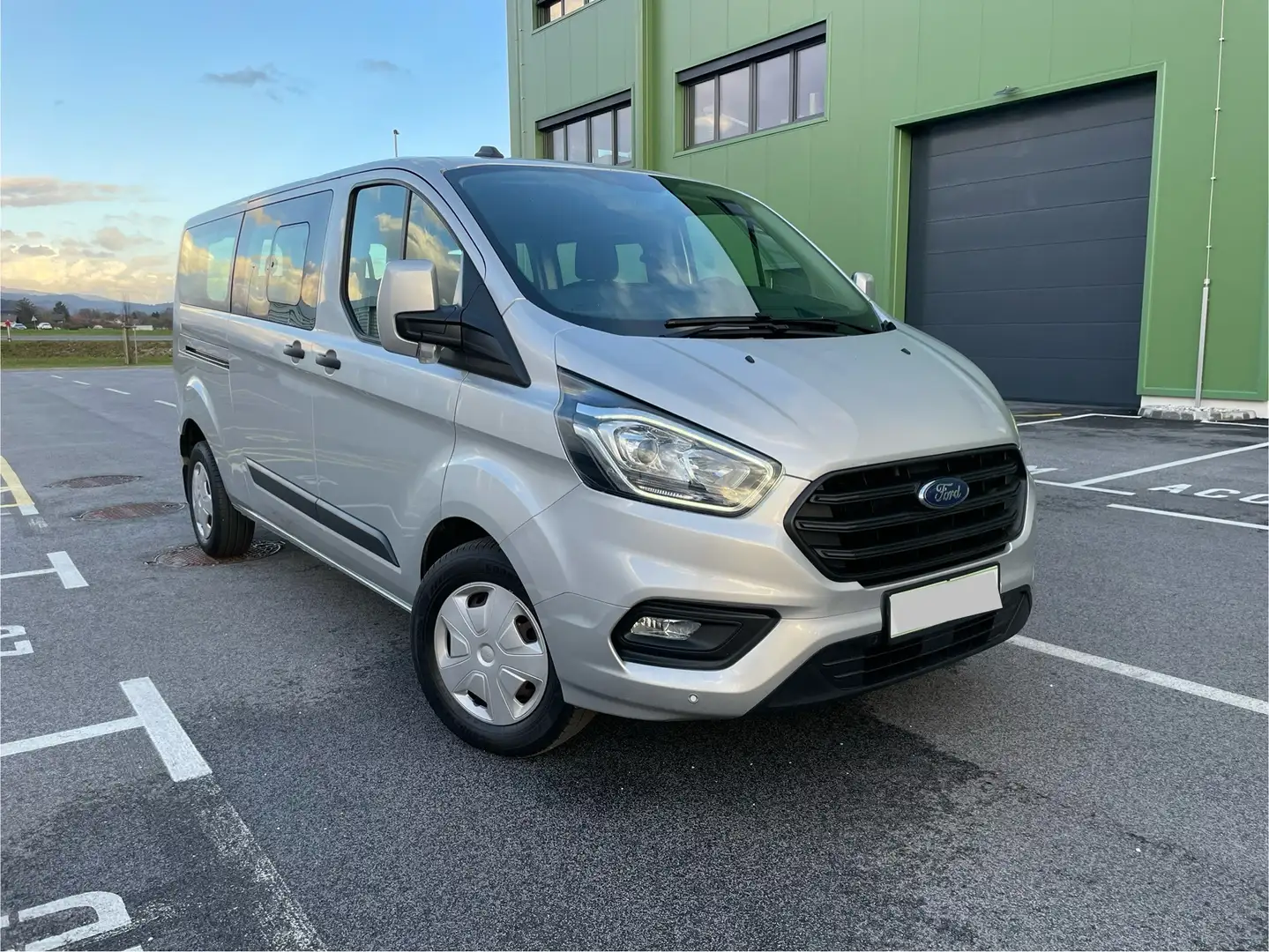 Ford Transit Custom 340 L2H1 VA Trail - 1