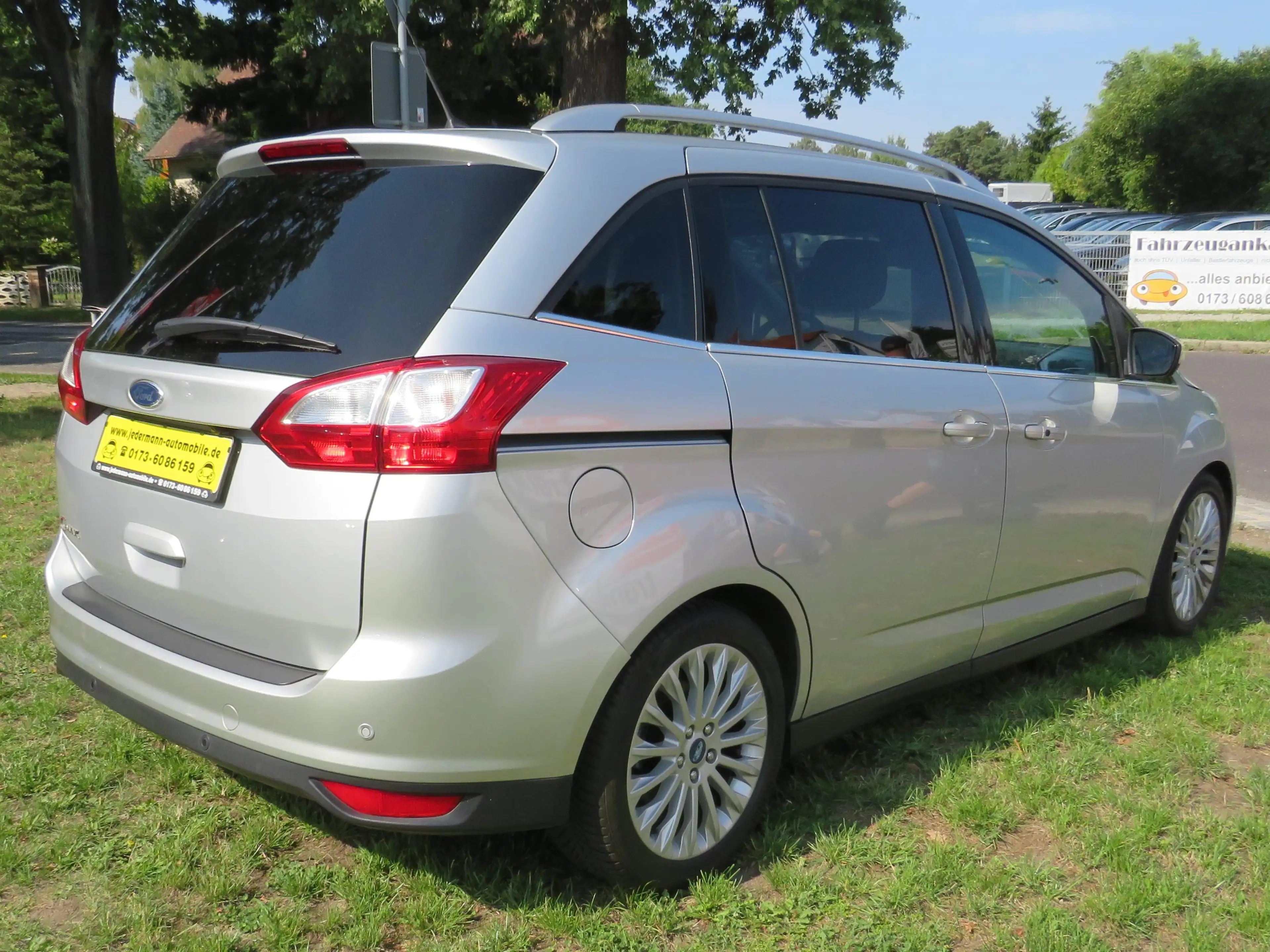 Ford Grand C-Max Titanium 6 Sitzer — photo 7