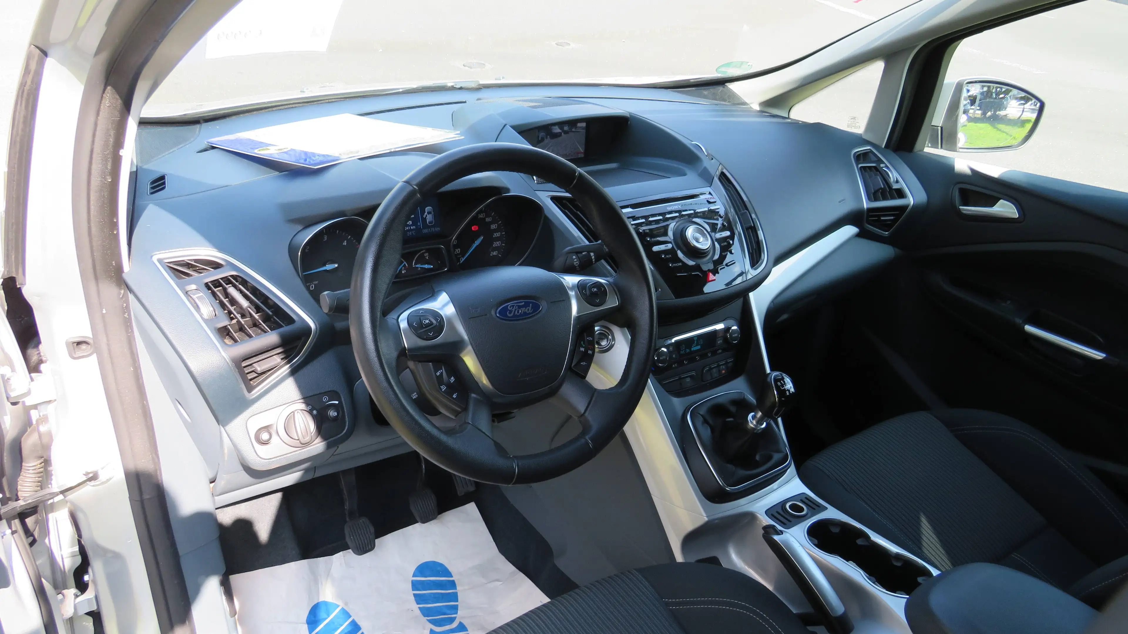 Ford Grand C-Max Titanium 6 Sitzer — photo 10